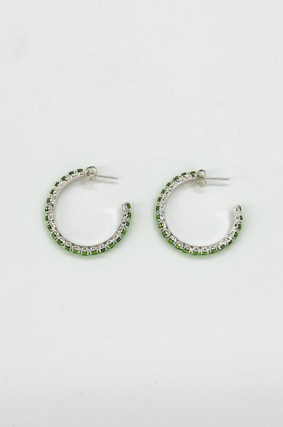 60039 En Kleine Open Hoepel Oorbellen Met Licht Zirkoon | Silver - Soft Green