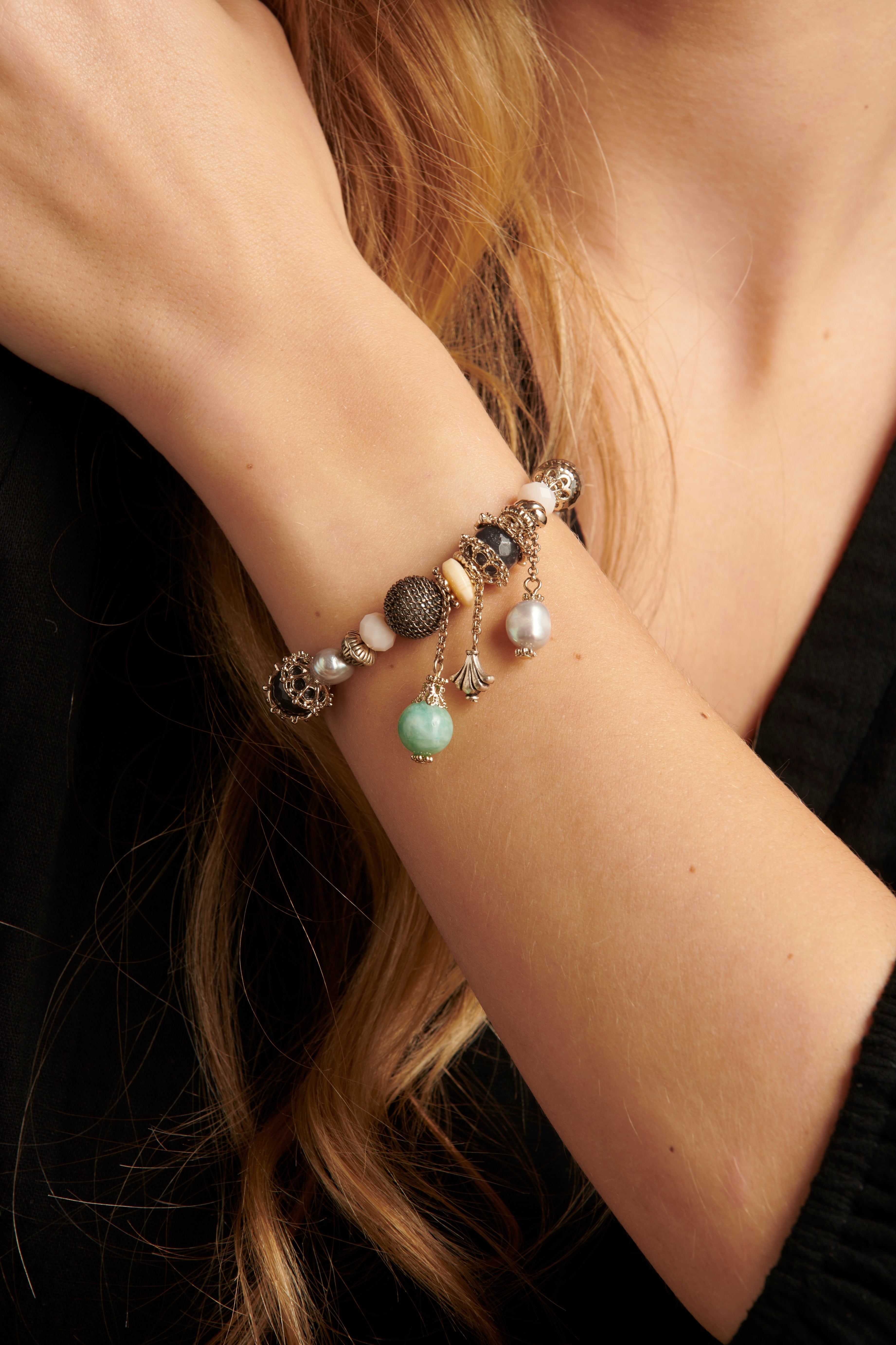 62005 Elastische Armband Met Mix Van Parelskwartsstenen | Muticolour