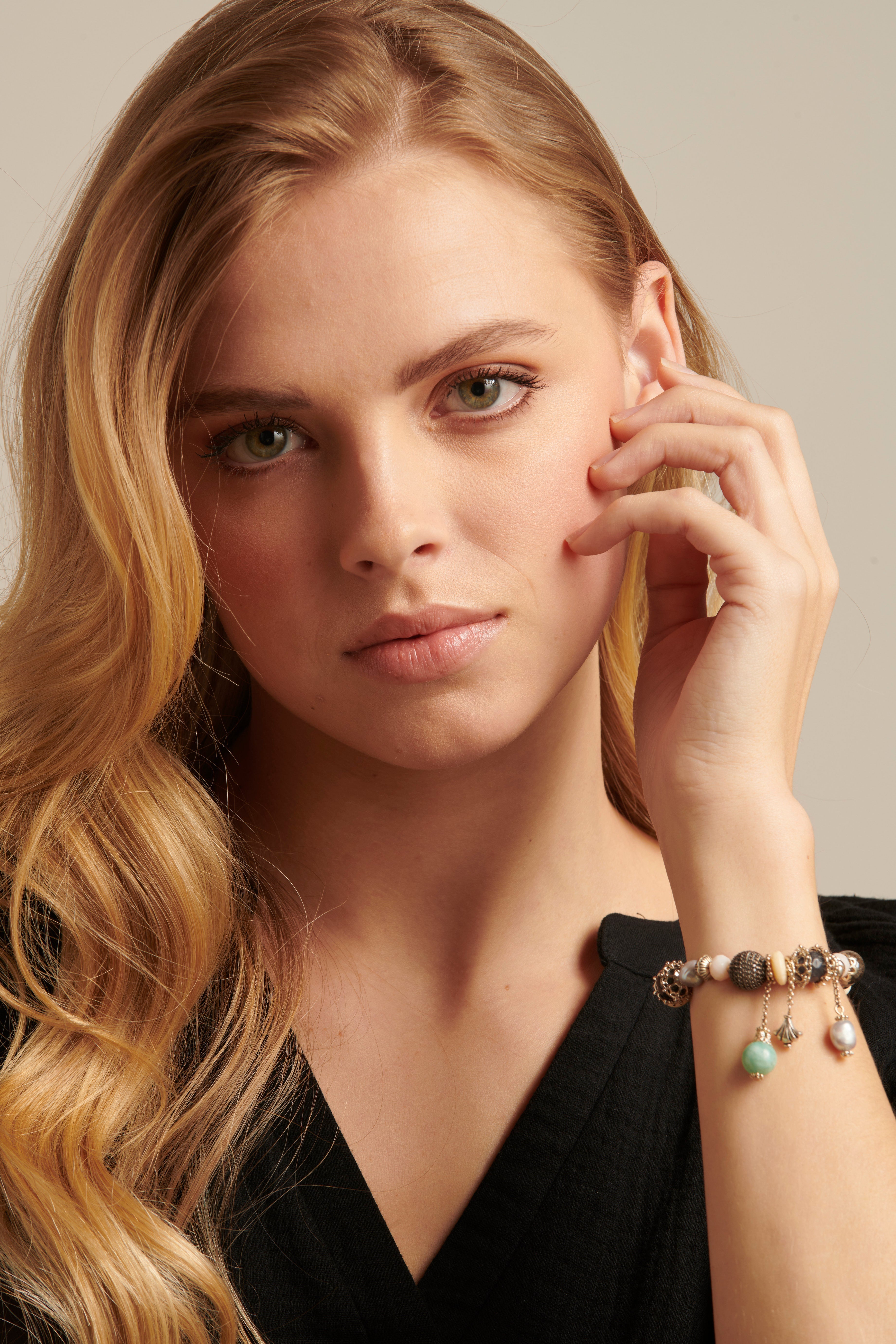 62005 Elastische Armband Met Mix Van Parelskwartsstenen | Muticolour