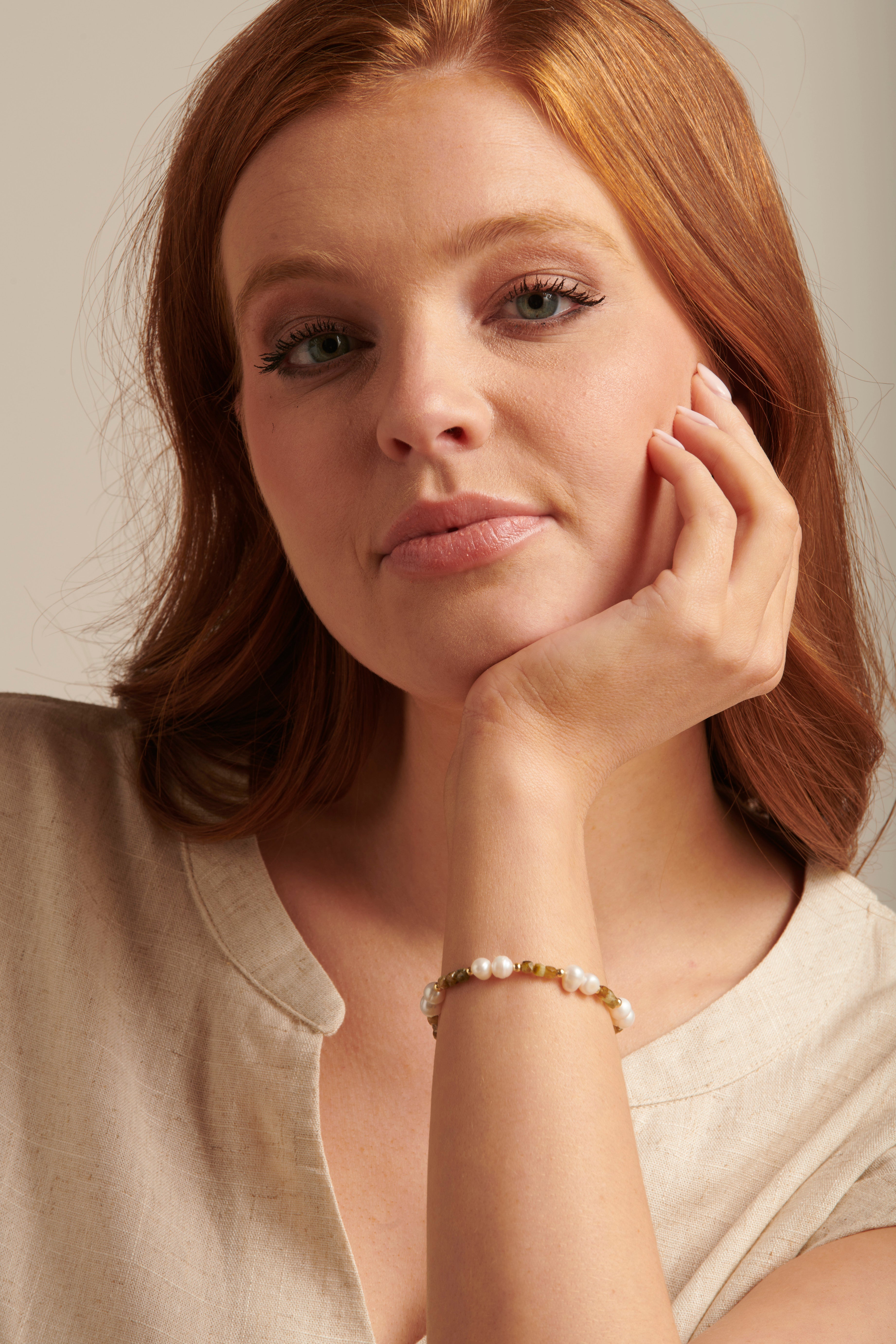 62013 Elastische Armband Met Mix Van Parelskwartsstenen | Muticolour