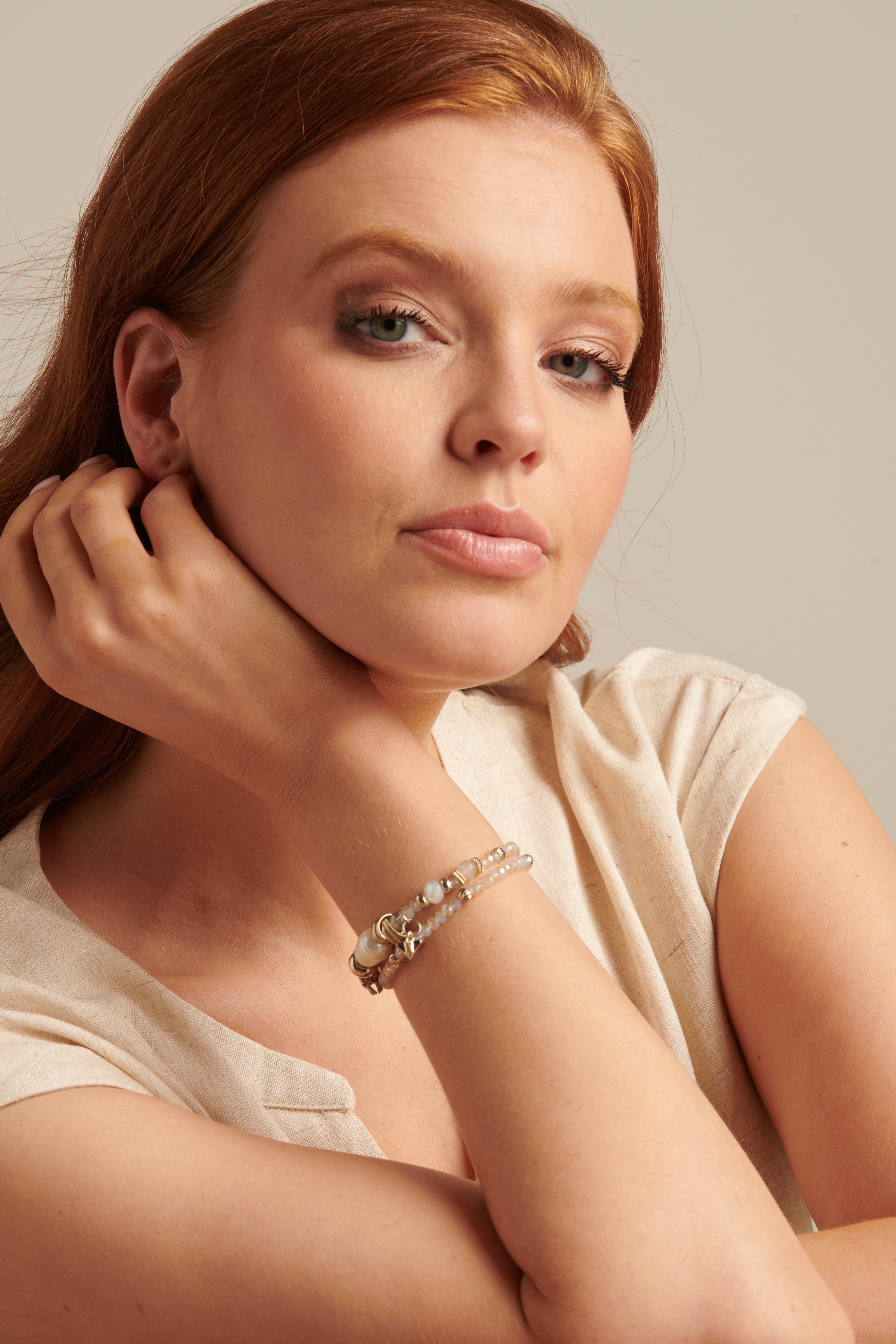 64008 Elastische Ketting Met Mix Van Parelskwartsstenen | Silver - Creme