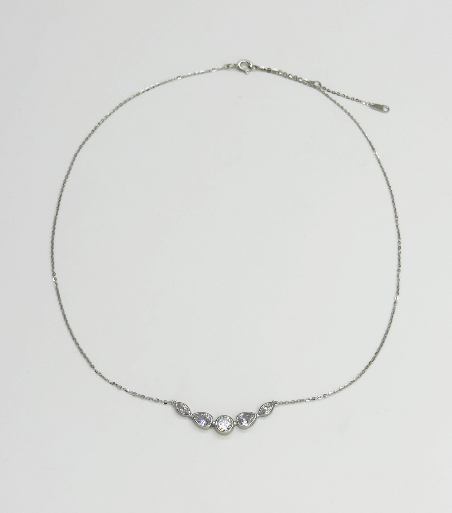 64029 Fijne En Ketting Met Waterdruppel Hanger | Silver