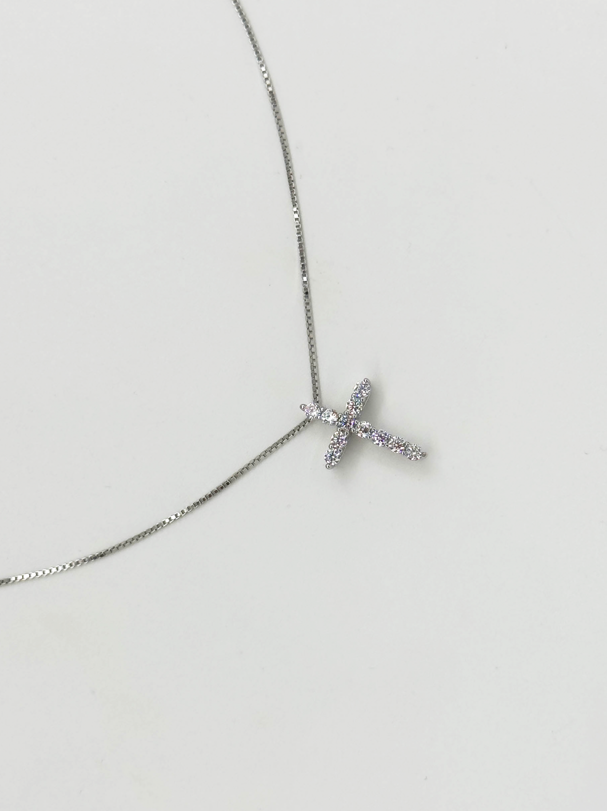 64036 Fijn En Ketting Met Kruisvormige Hangerzirkoonkristallen | Silver