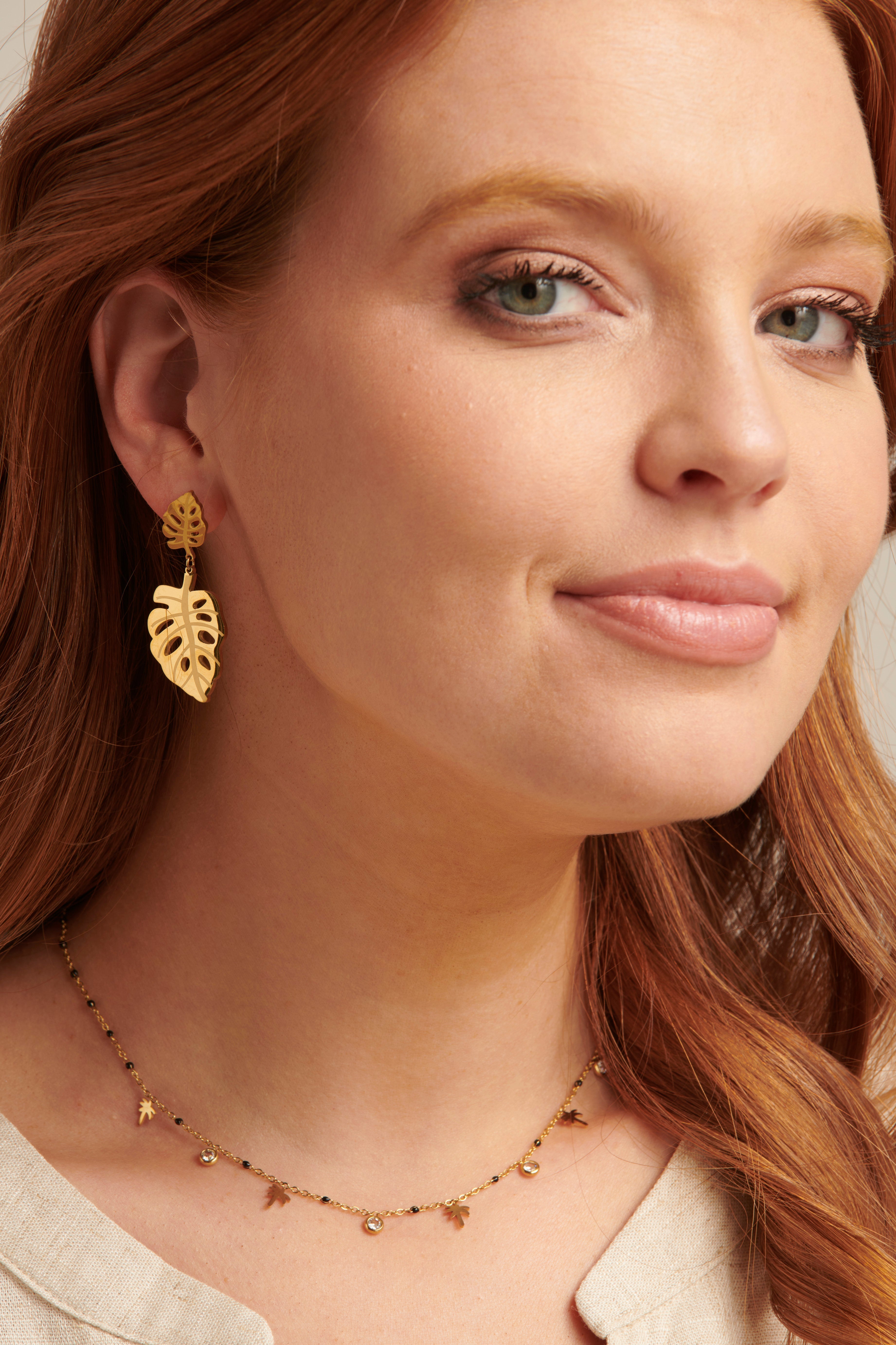 64044 Fijne Roestvrijstalen Ketting Met Palmvormige Hangers | Gold