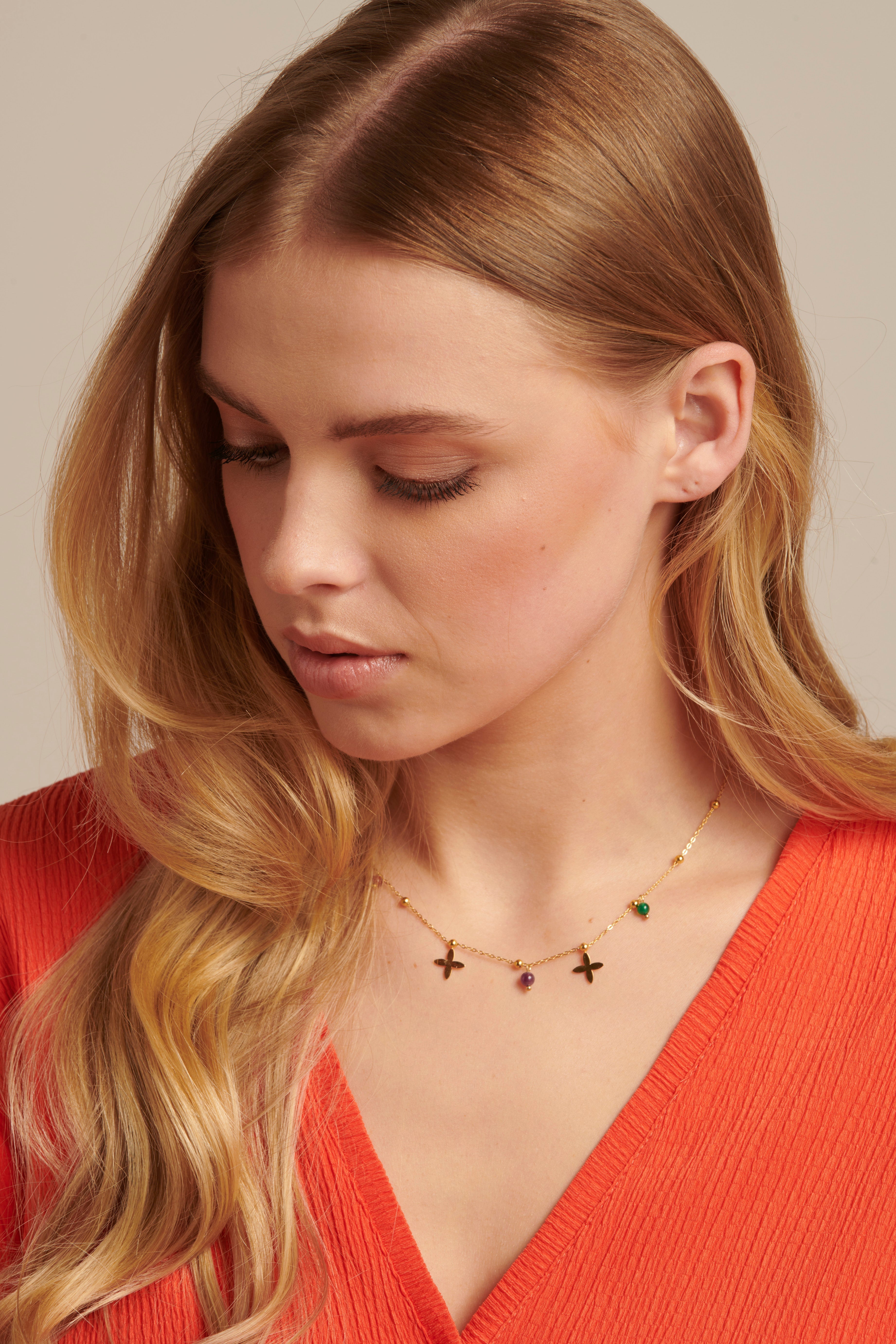 64051 Fijne Roestvrijstalen Ketting Met Bloemvormige Hangerskwartsstenen | Gold