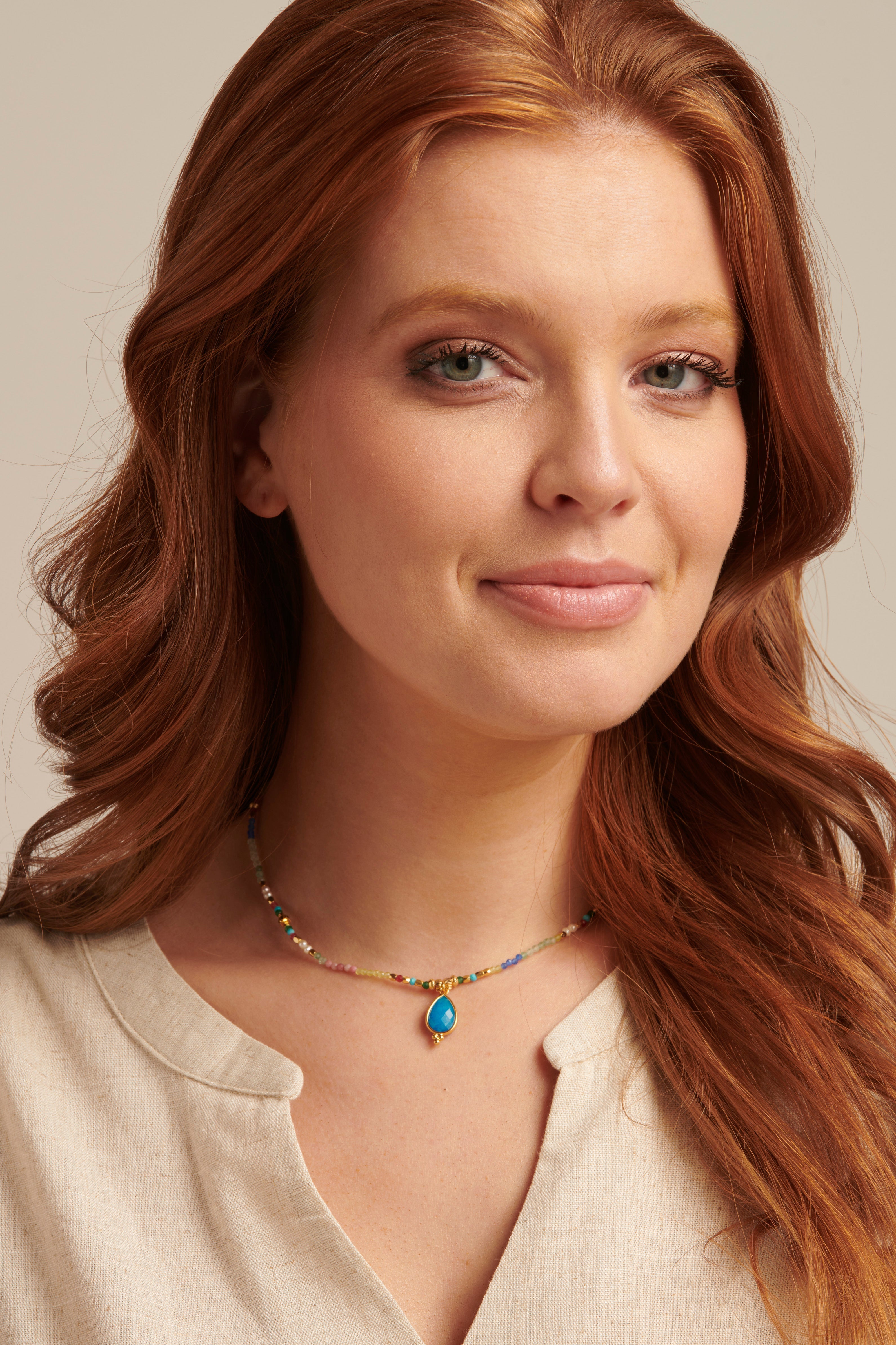 64054 Dubbellaags Steen Kralen Ketting Met Grote Kwarts Hanger | Muticolour