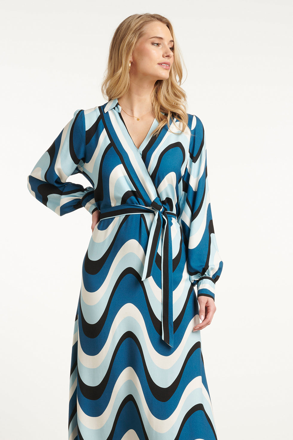 Golvende Print Maxi Jurk In Zwart En Blauw | Light Blue - Muticolour