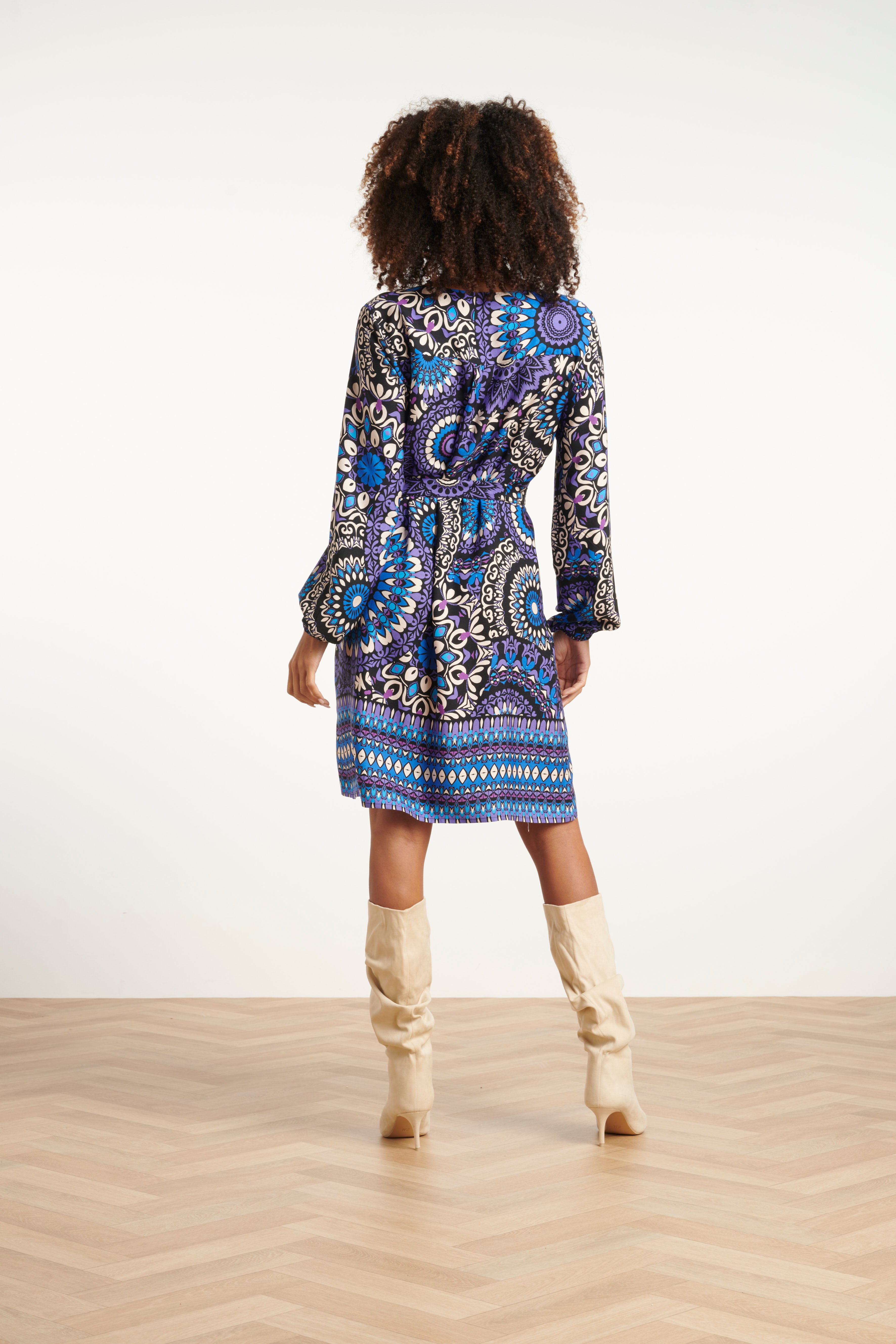 Ornamentale Jurk In Paars En Blauw Tinten | Purple-Multicolour