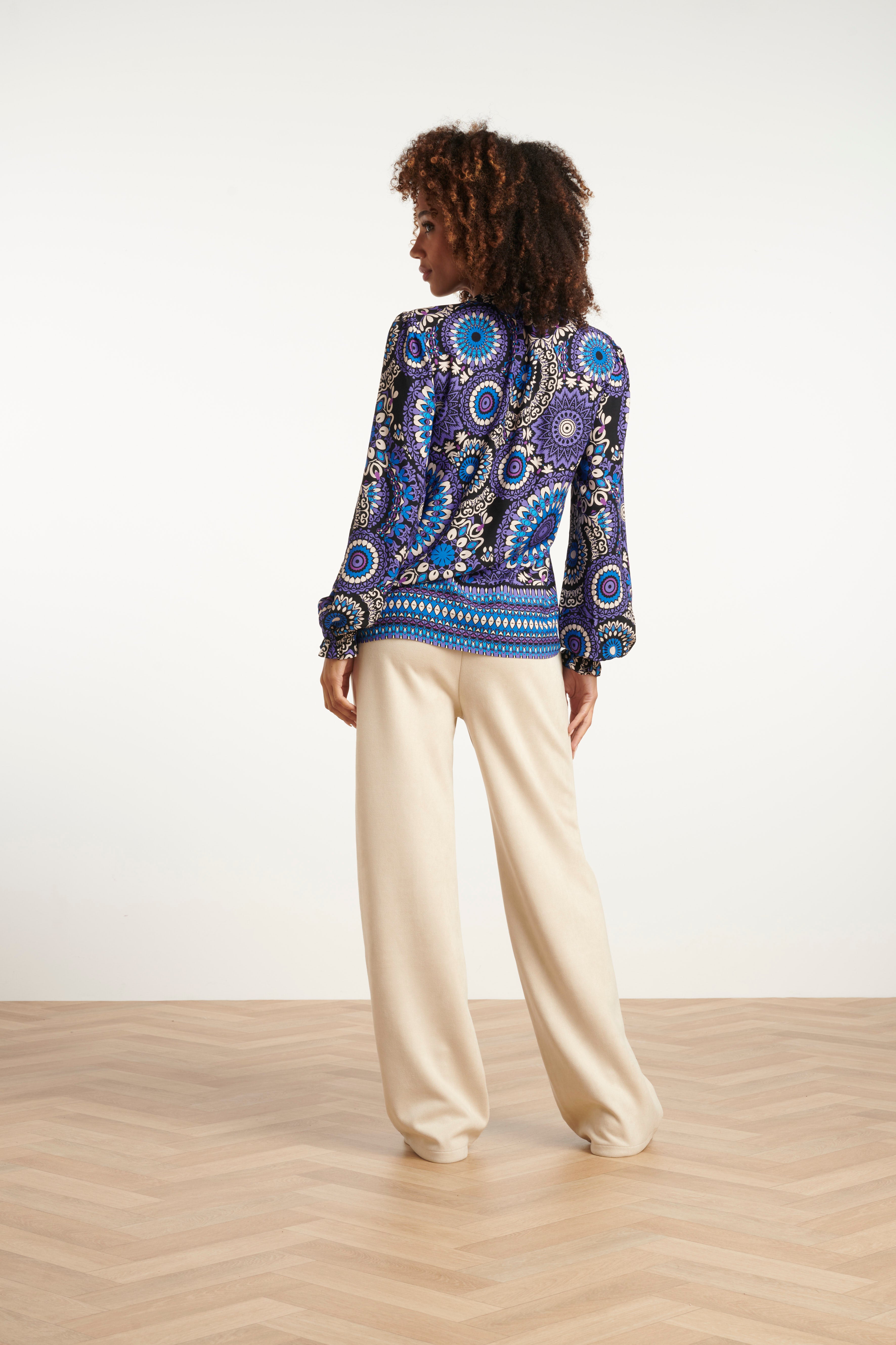 Ornamentale Top In Paars En Blauw Tinten | Purple-Multicolour