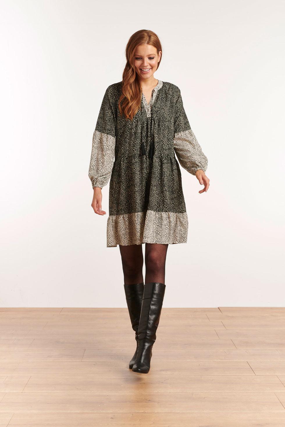22524 Korte Jurk Mix & Match Dierenprint