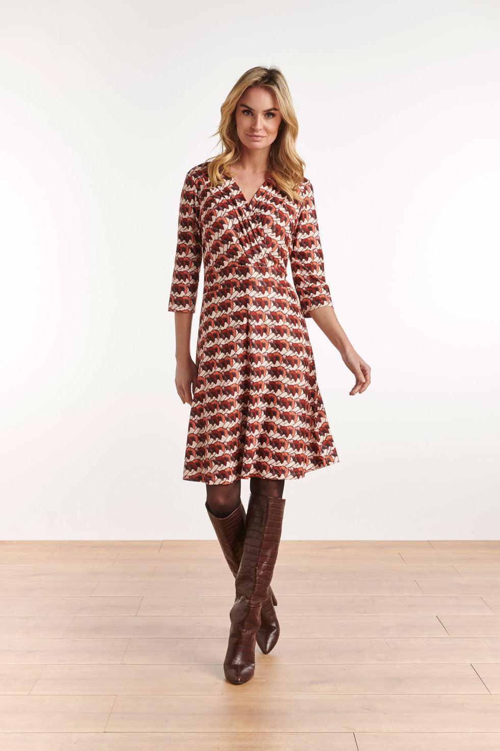 22616 Stretch Jurk Overslag Retro Print