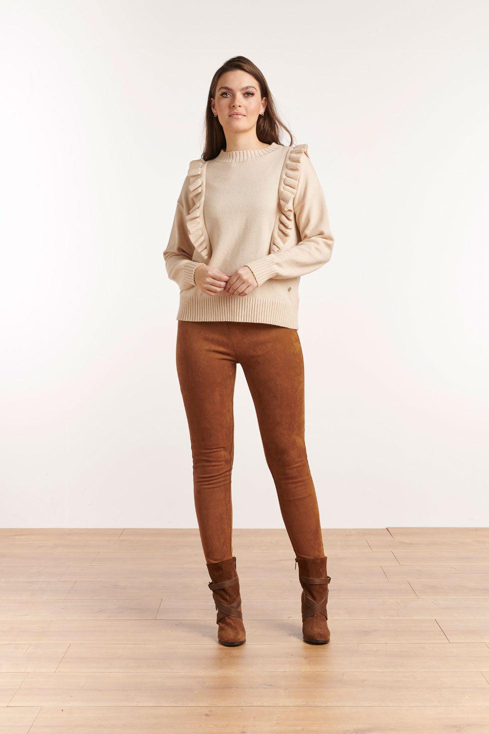 22680 Trui Ruffle Beige
