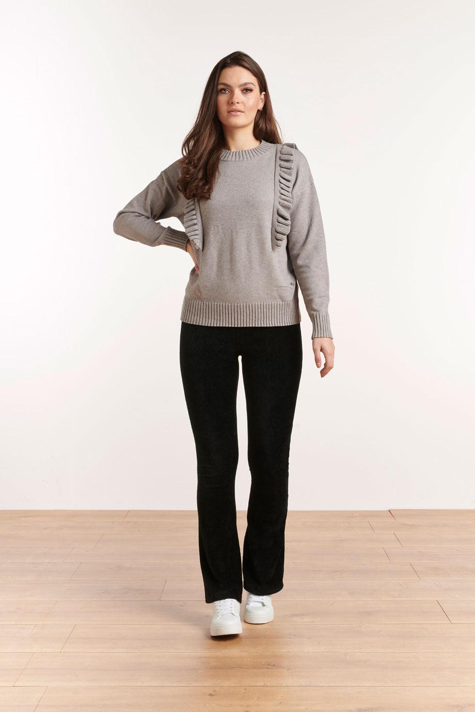 22680 Trui Ruffle Grijs