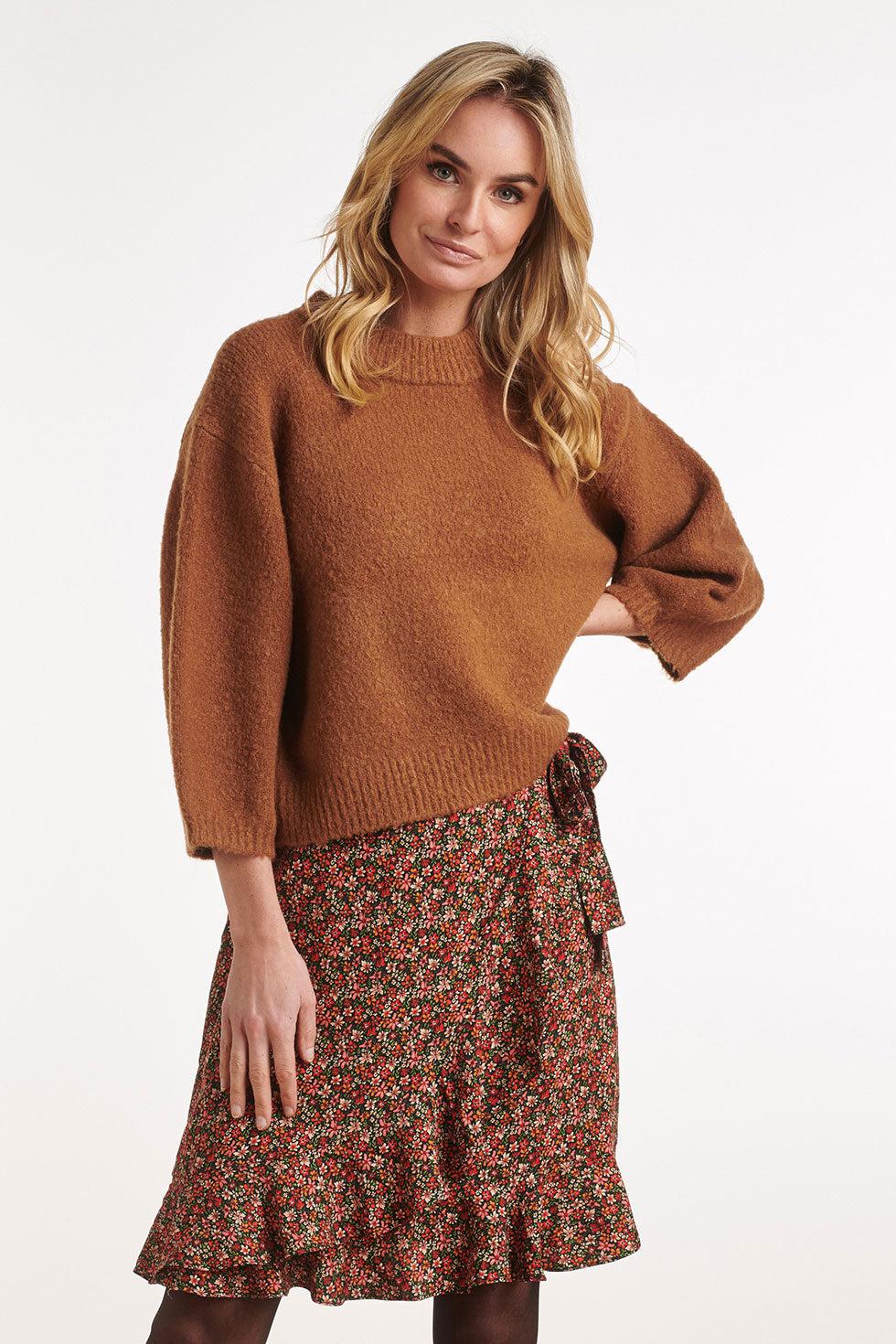 22685 Trui Pofmouw Driekwart Bruin
