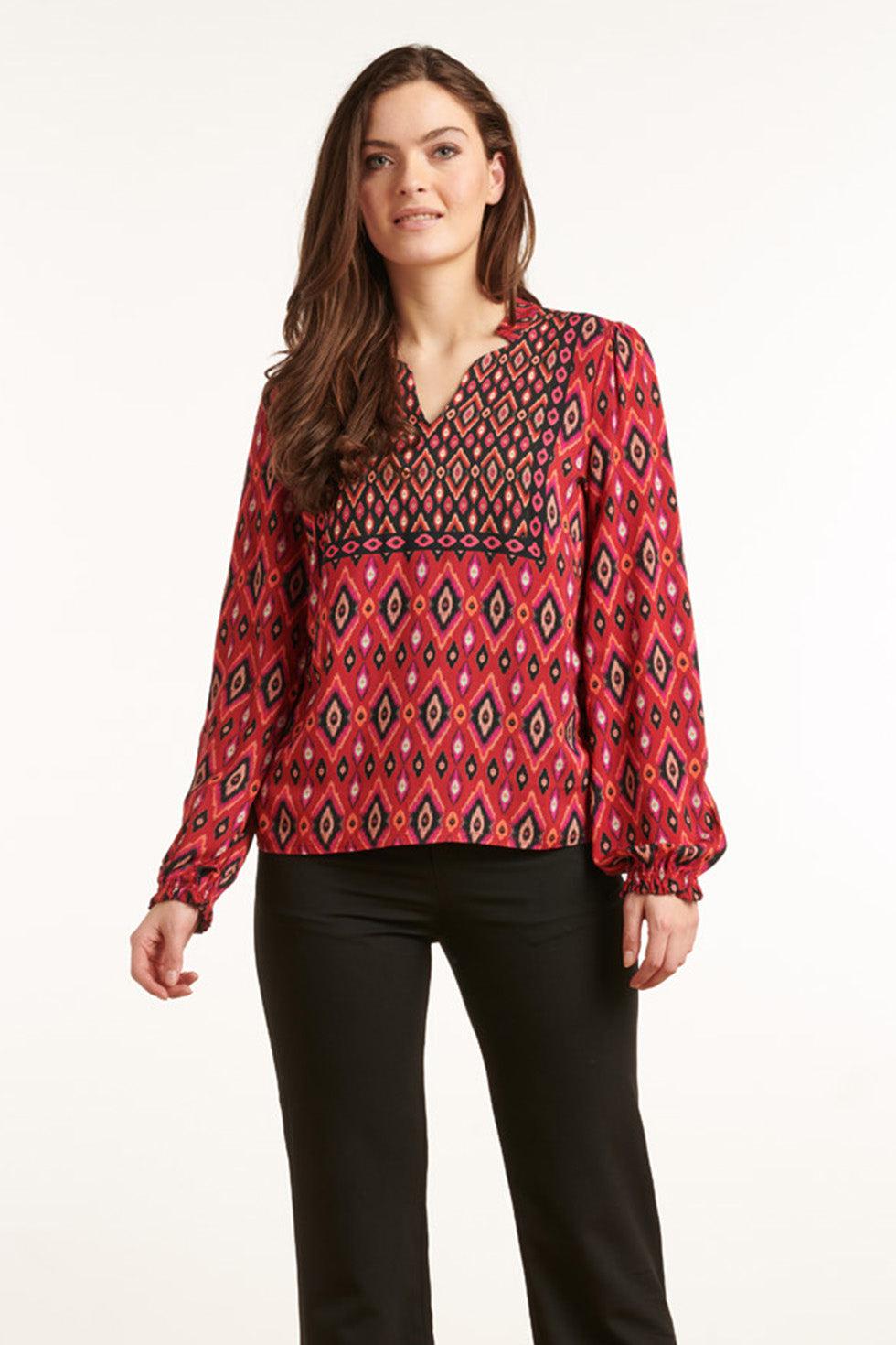 22701 Viscose Top Met Aztec Print