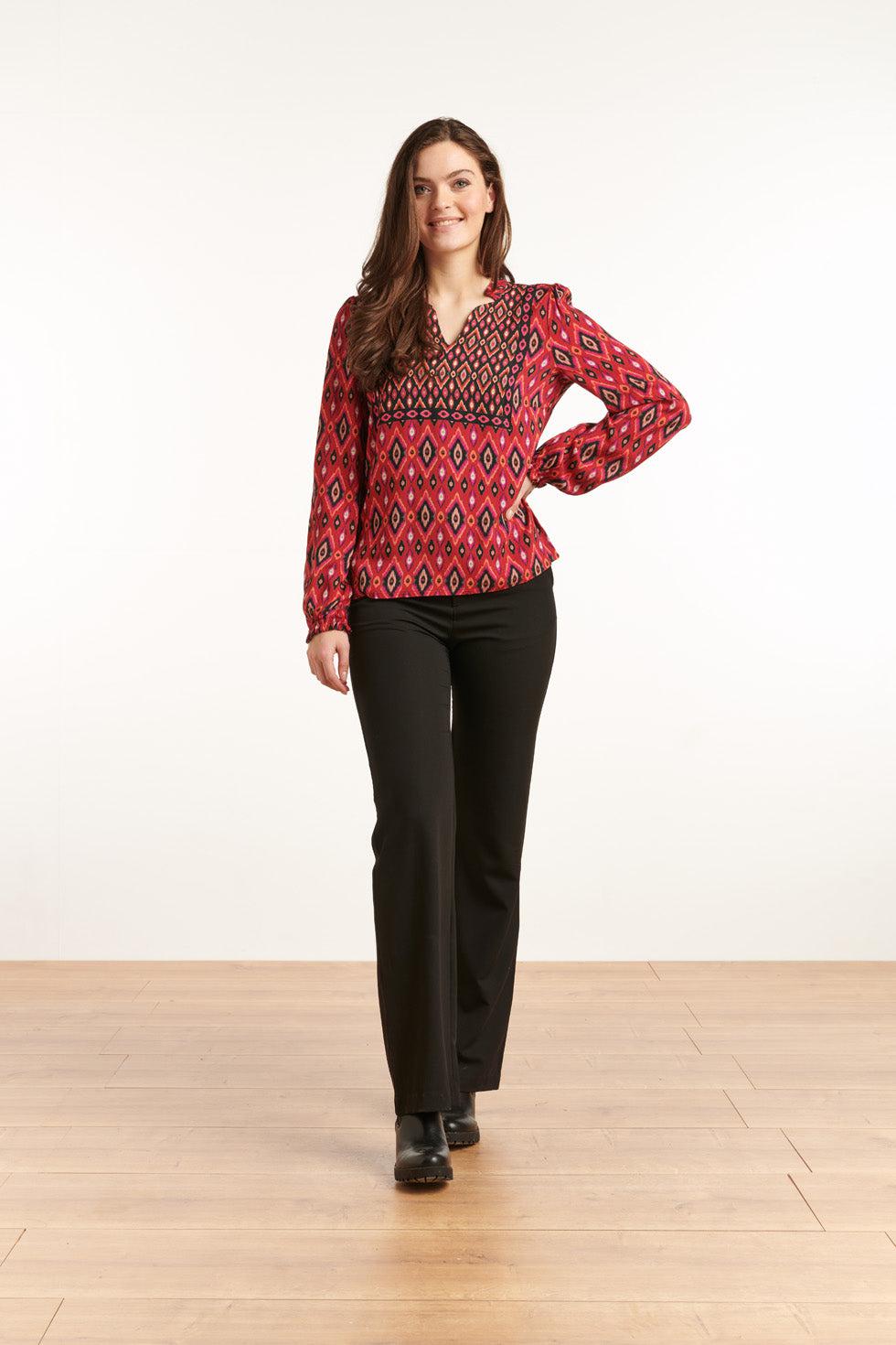 22701 Viscose Top Met Aztec Print