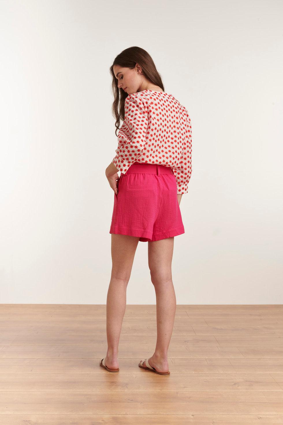 23053-445 Casual Shortknal | Fuchsia