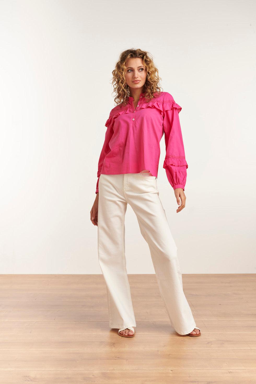 23058-445 Fuchsia Ruffle Top Met Hoge Kraagpofmouwen | Pink