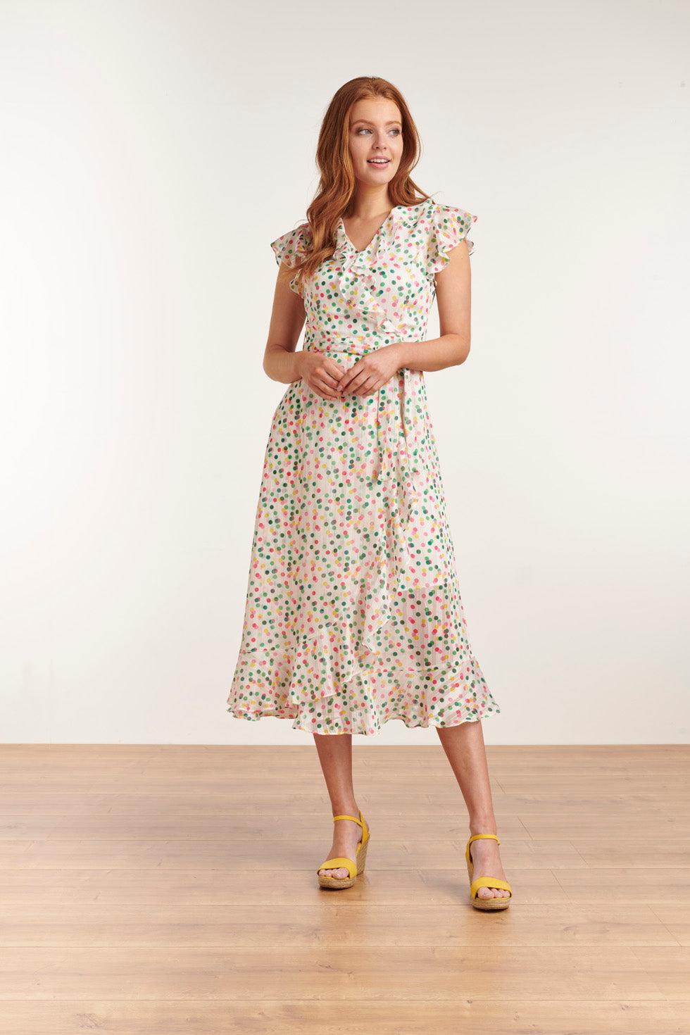 23106 Stippenpracht Getailleerde Maxi Jurk Met V-Hals | White-Multicolour