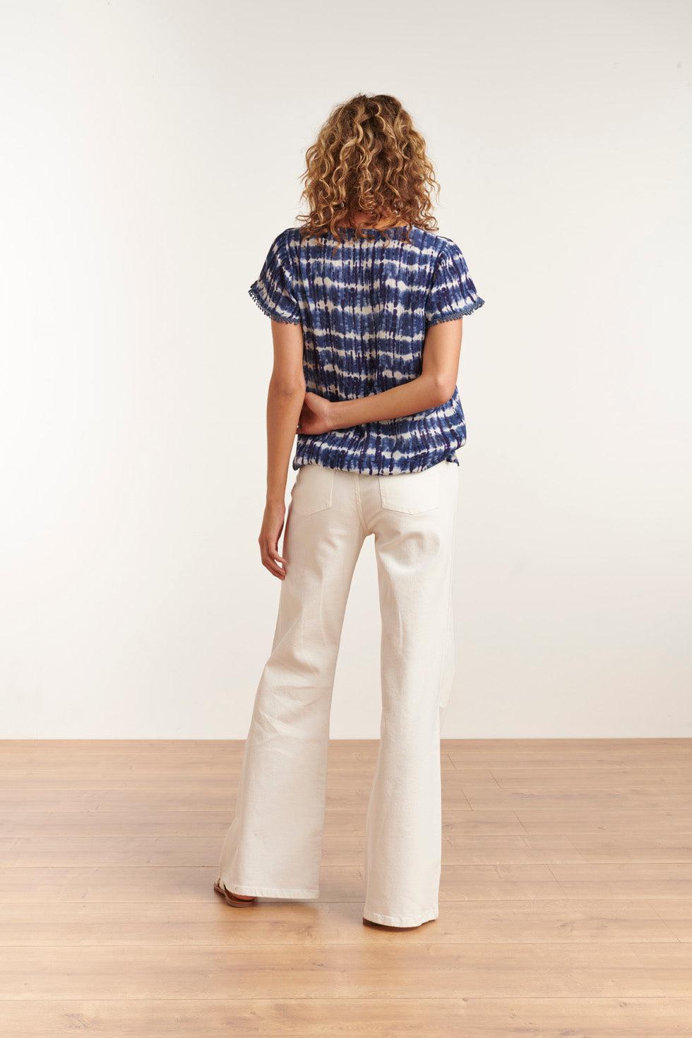 23184 Tie Dye Short Sleeve Round Neck Top | Blue-White