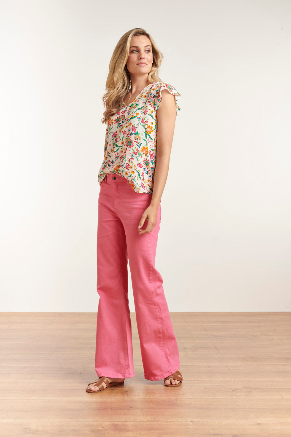 23199 ZomEr Top Met Vlindermouwenmulti e Print Van 100% Viscose | White - Muticolour