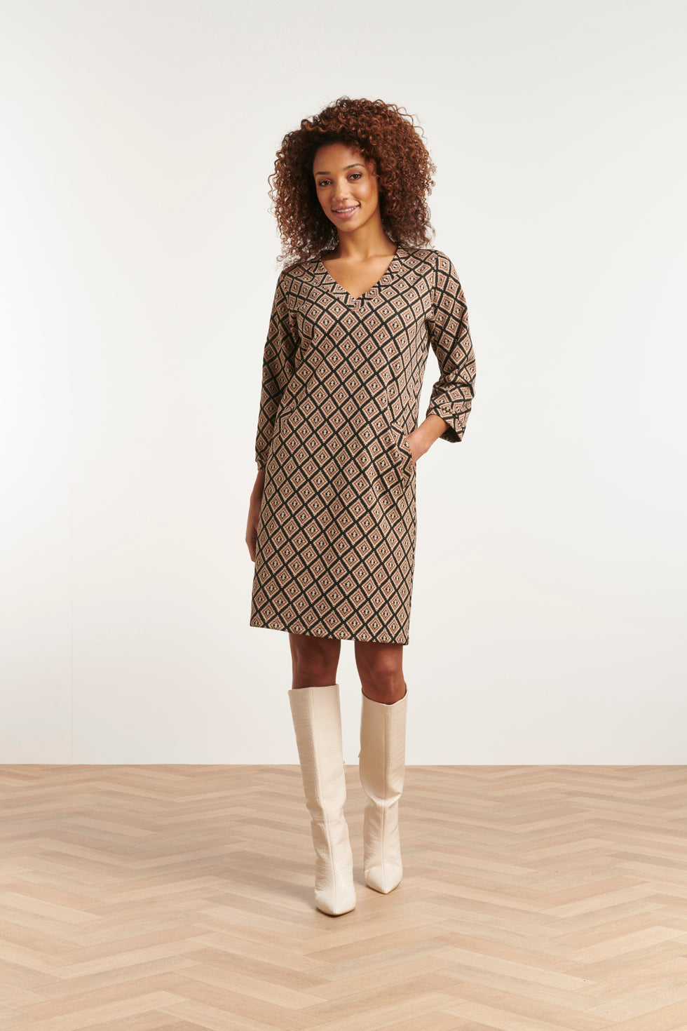 23519 Dames Retro Jurk Met Aztec Print | Black - Muticolour