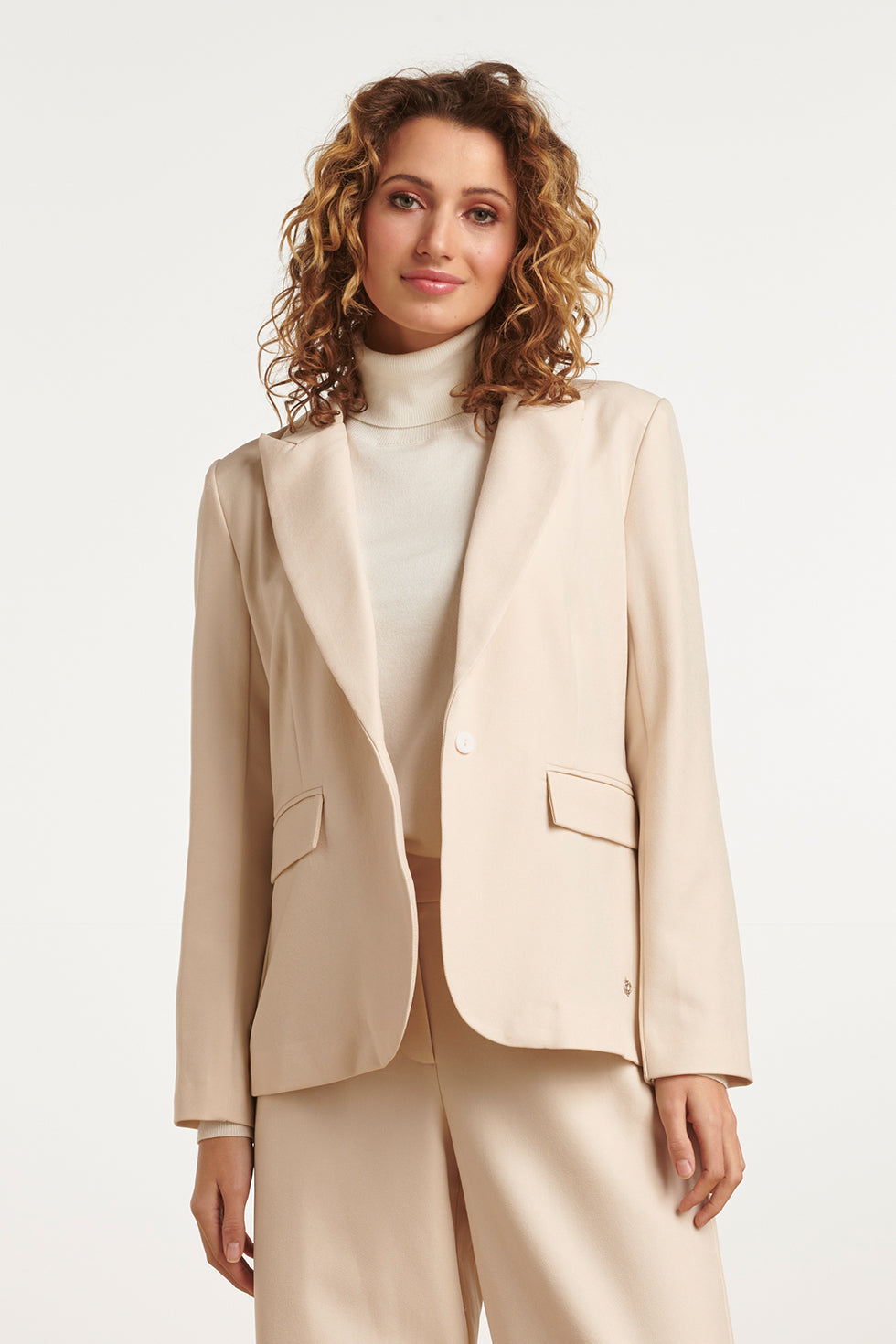 23573 Trendy BlazerOff White | Sand