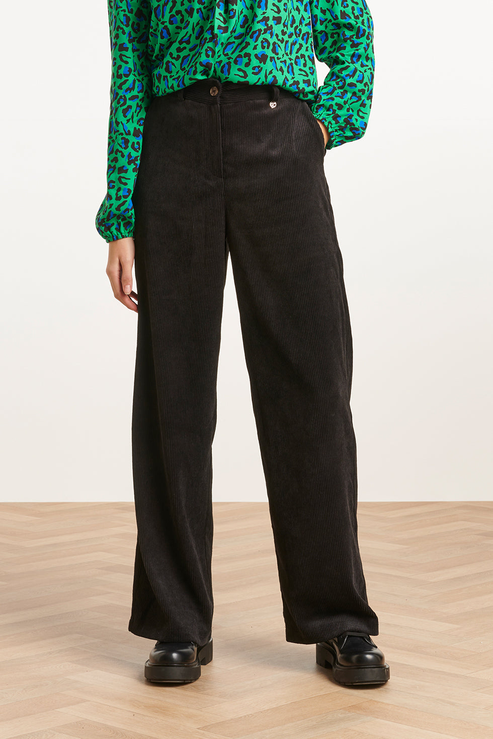 23581 Trendy Wijde Corduroy Broek | Black