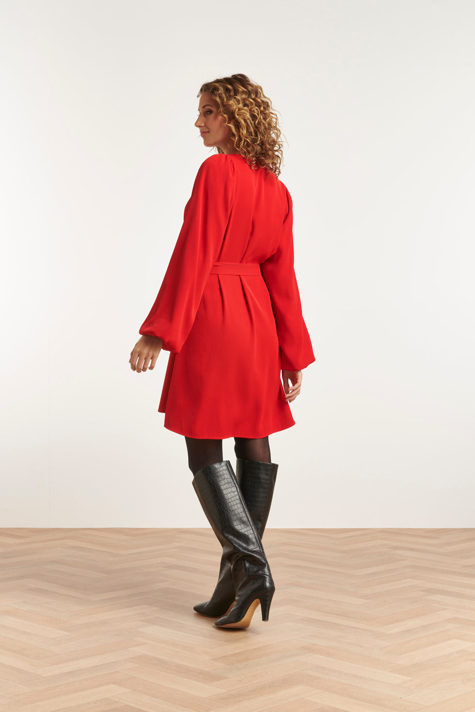 23587 Elegante V-Hals Jurk Met Ballonmouwen | Red