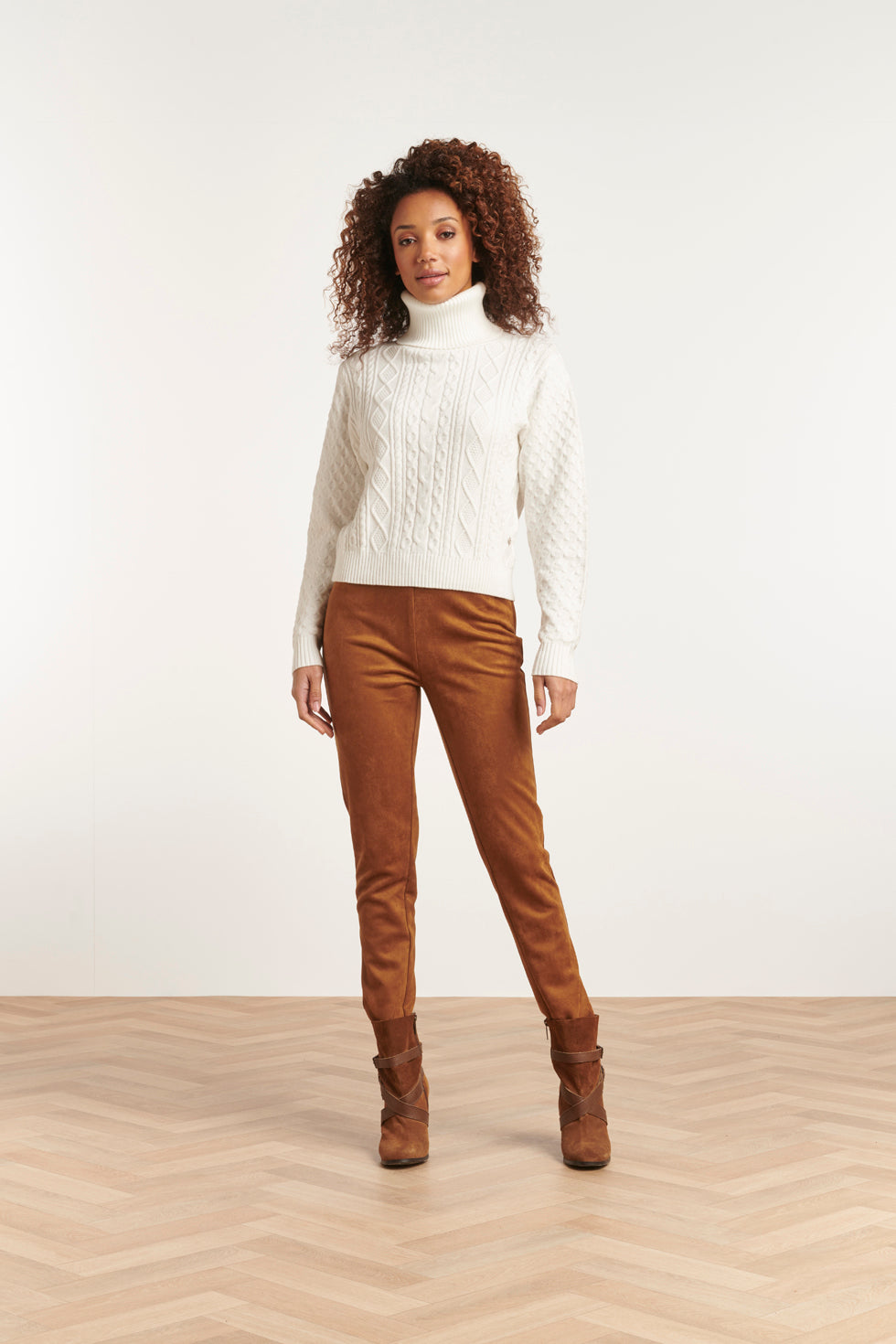 23589 e Suède Look Leggings | Brown