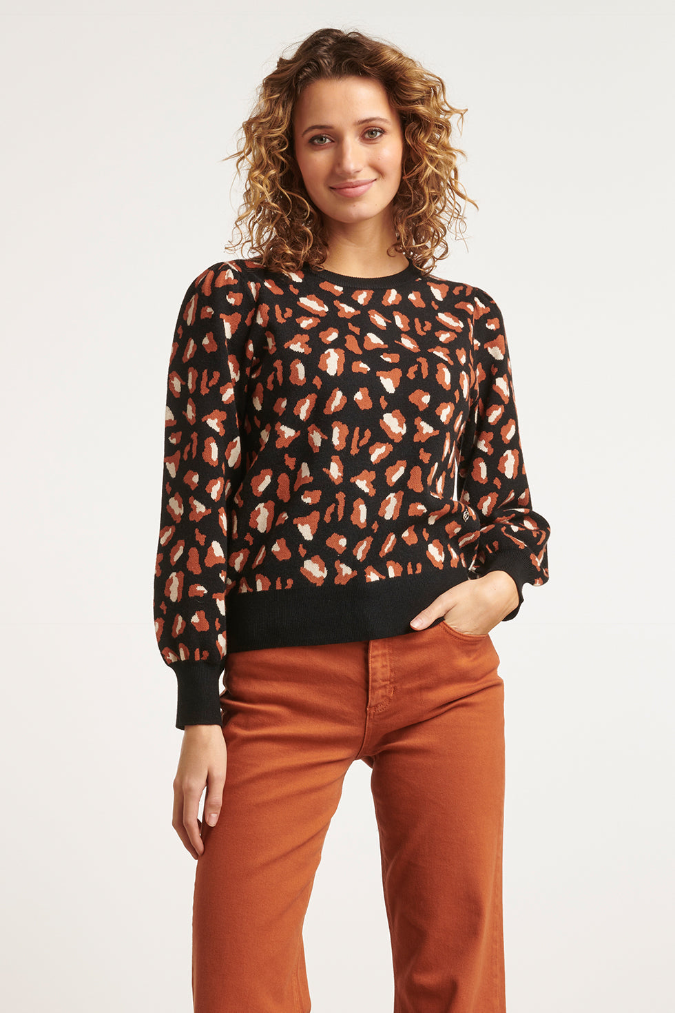 23598 Animal Print Gebreide Top Met Pofmouwen | Black - Brown