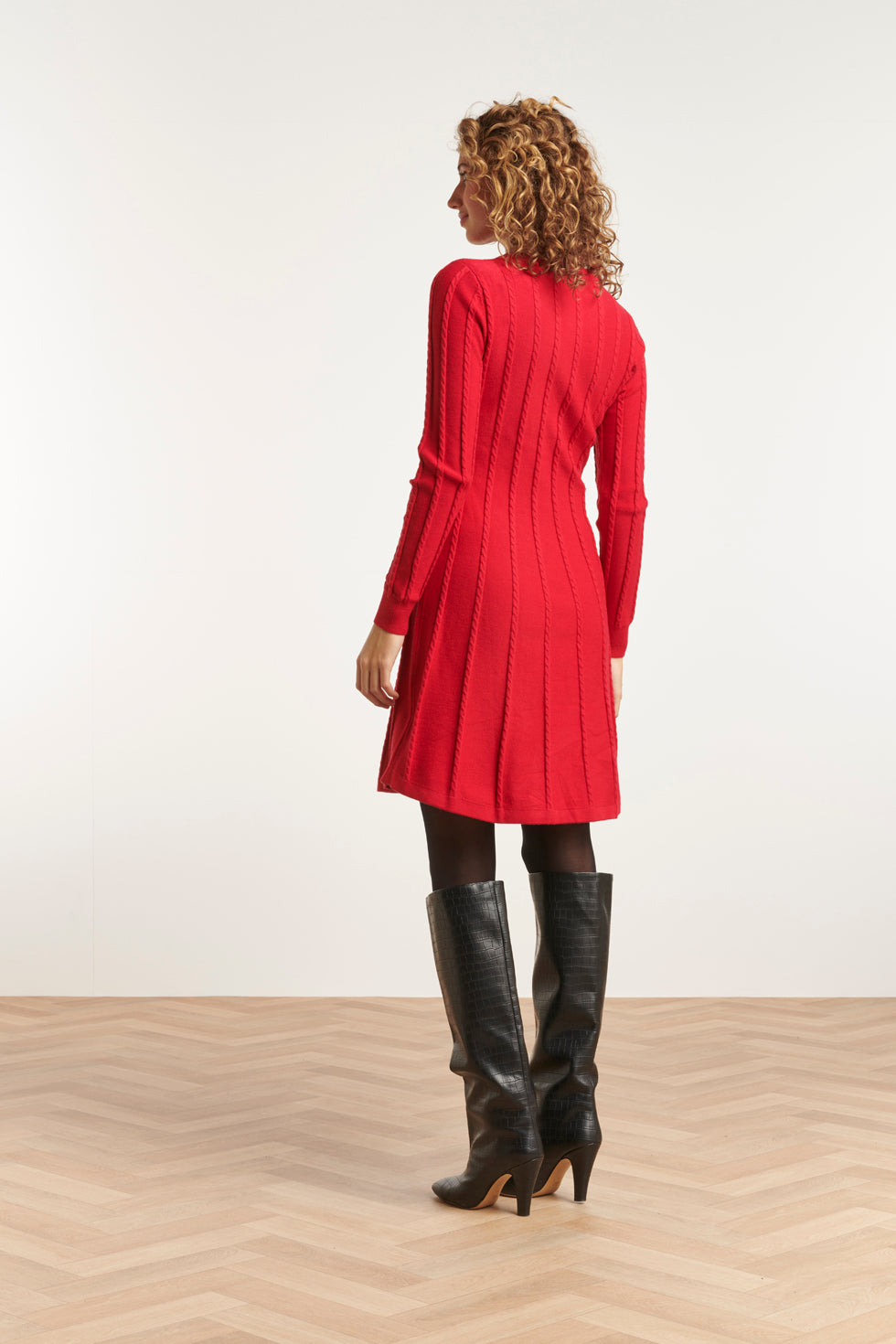 23614 FitFlared Gebreide Korte Jurk | Red