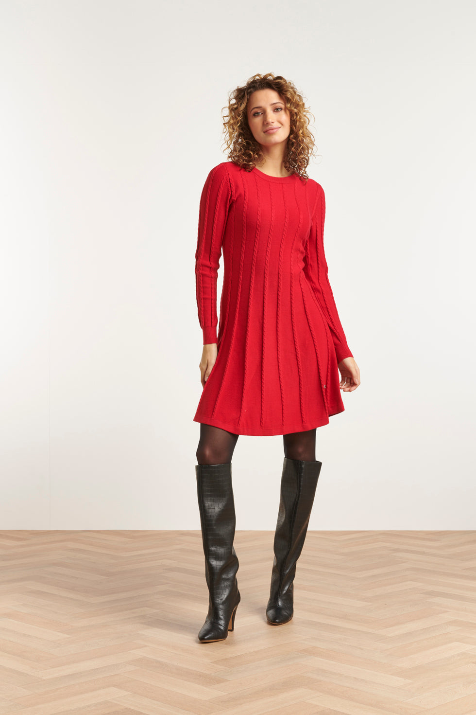 23614 FitFlared Gebreide Korte Jurk | Red