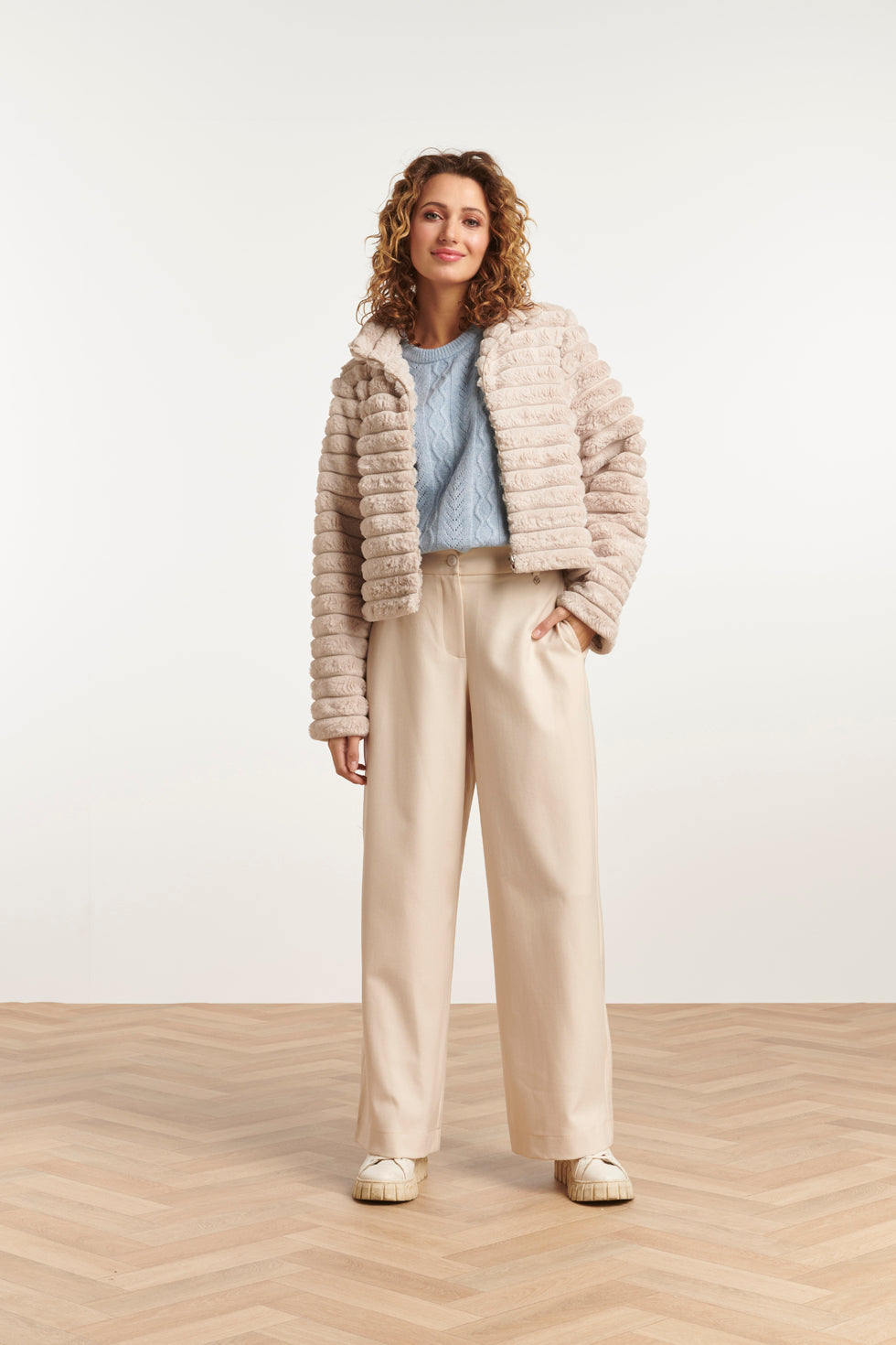 23620 Vest Rib Gebreid Beige Lois | Sand