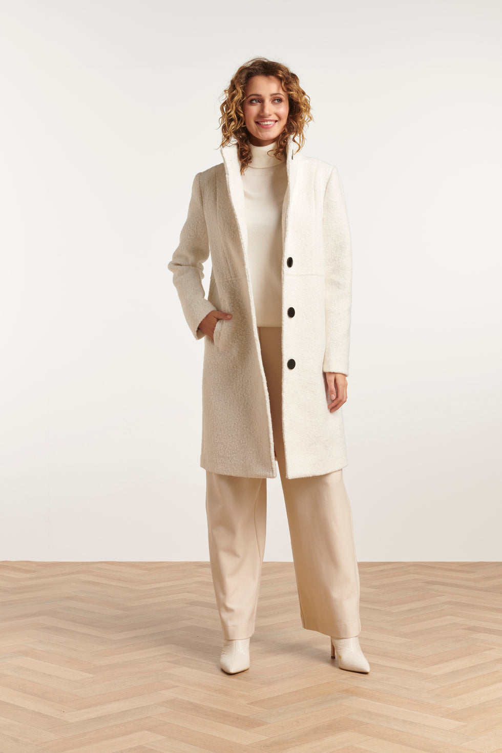 23624 te Boucle Damesjas | White