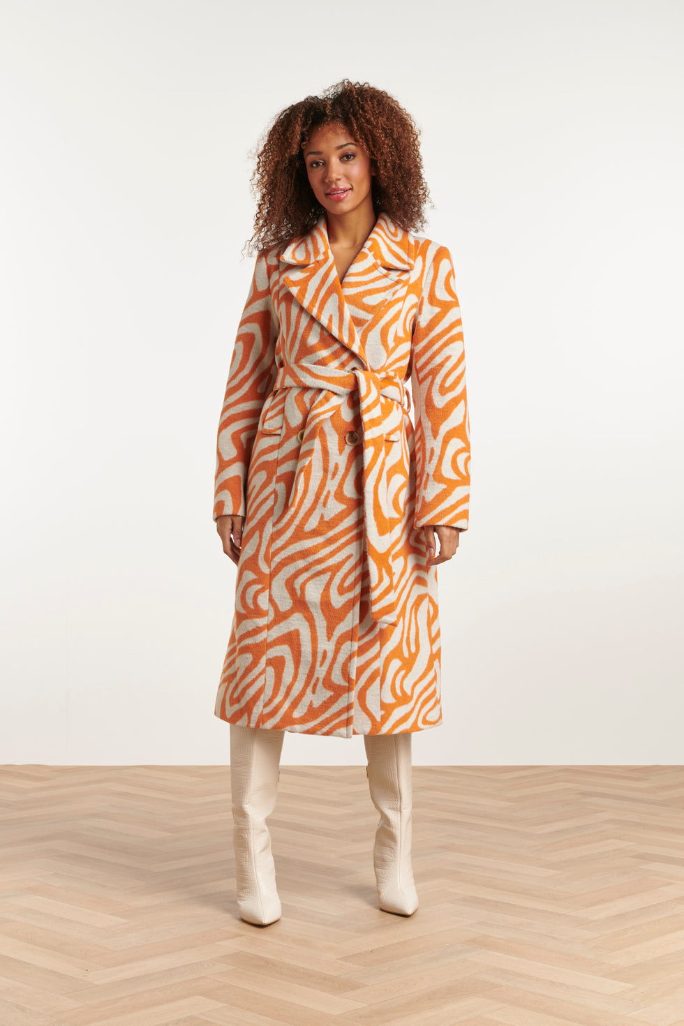 23628 Damesjas Jas Abstract Zebra Print | White - Orange