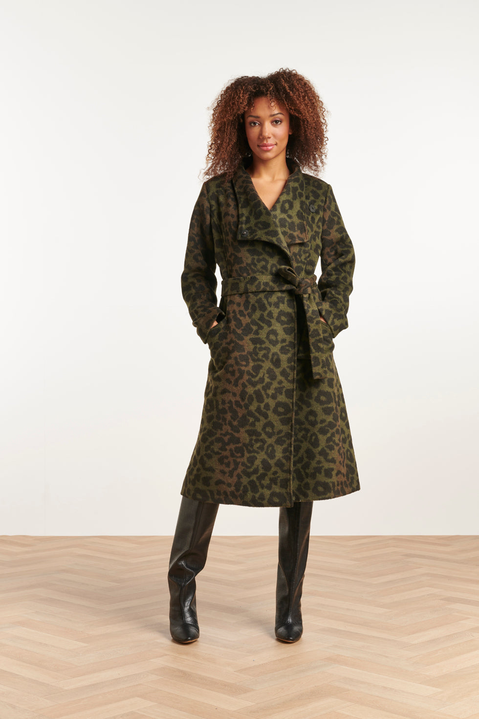 23634 DamesjasArmy Green Met Animal Print | Army - Black