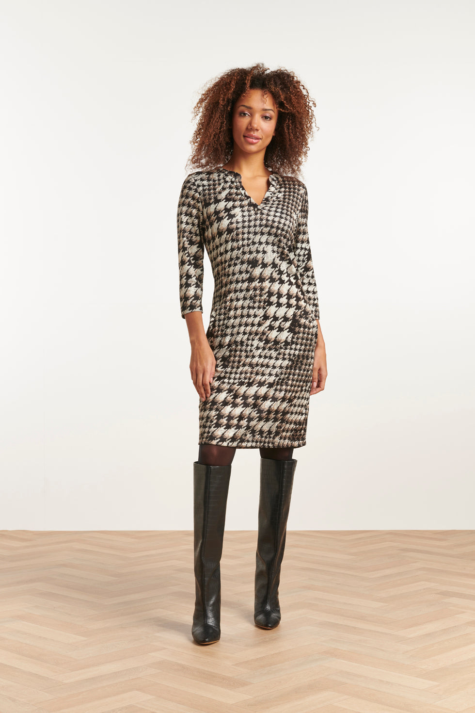 23646 Dames Stretch Jurk Met Pied-De-Poule Print | Black White