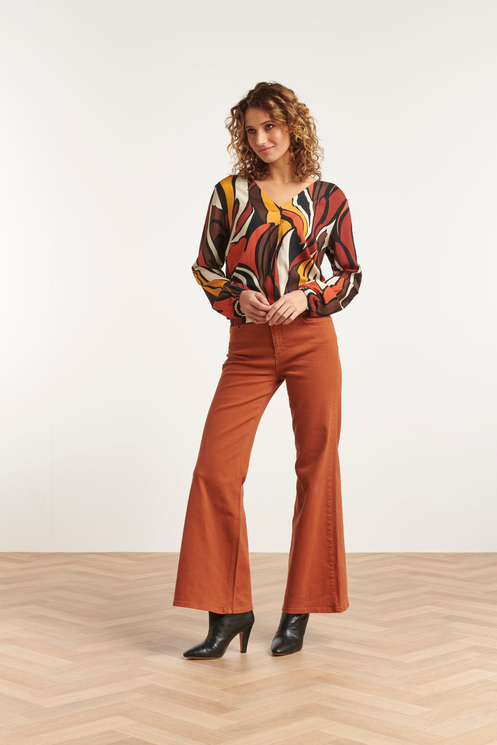 23652 Dames Top Met Grafisch Print | Brown - Muticolour