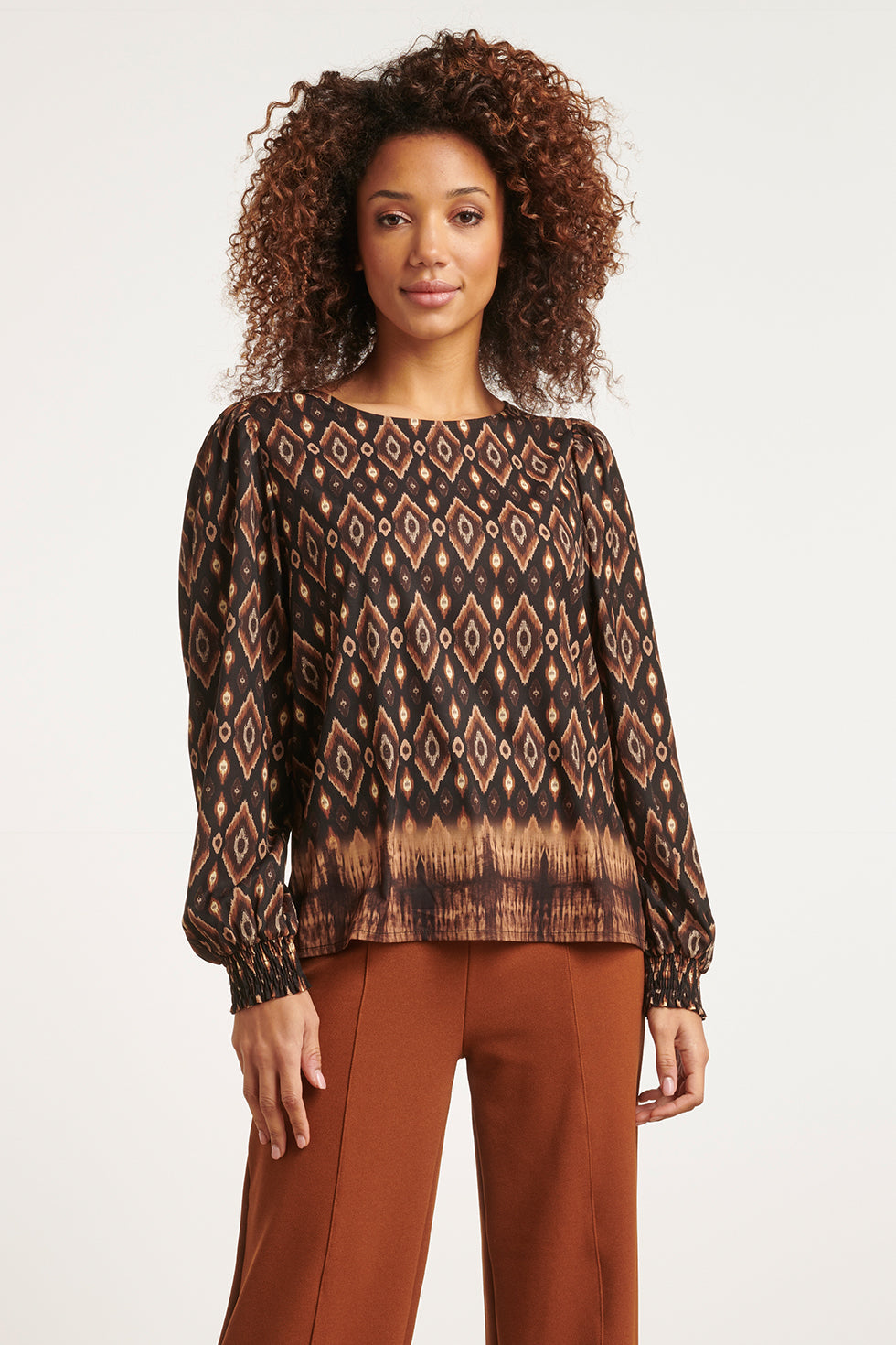 23659 Dames Top Met Tribal Printe | Black - Brown