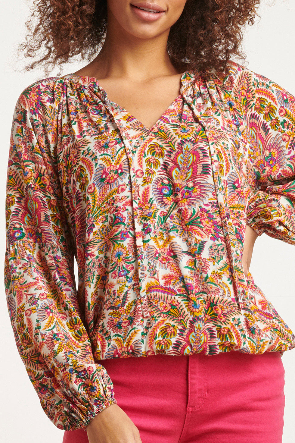 23669 Dames Top Met Multi Bloemen Botanische Print | Muticolour