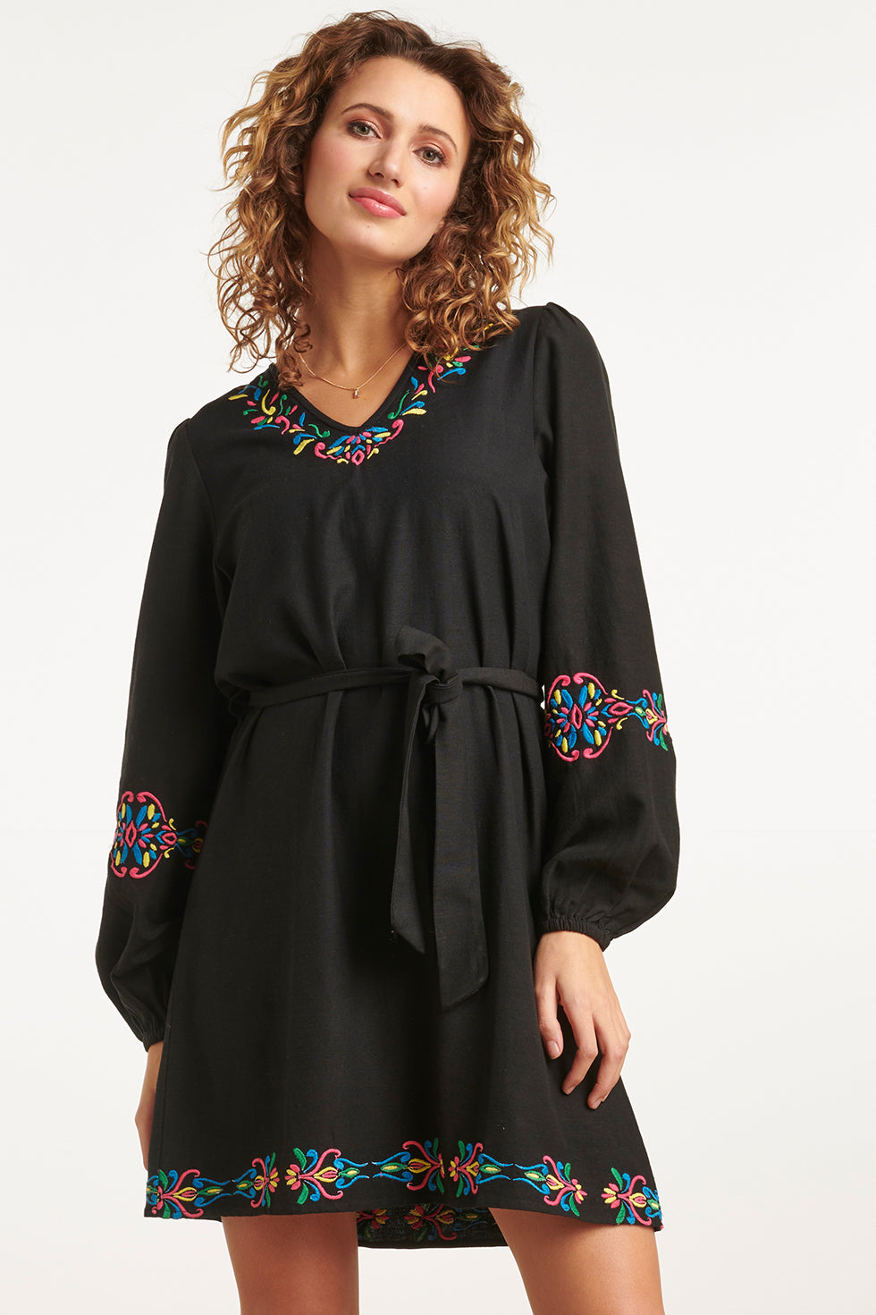 23680 Dames Jurk Met Boho Multi Borduursel | Black - Muticolour