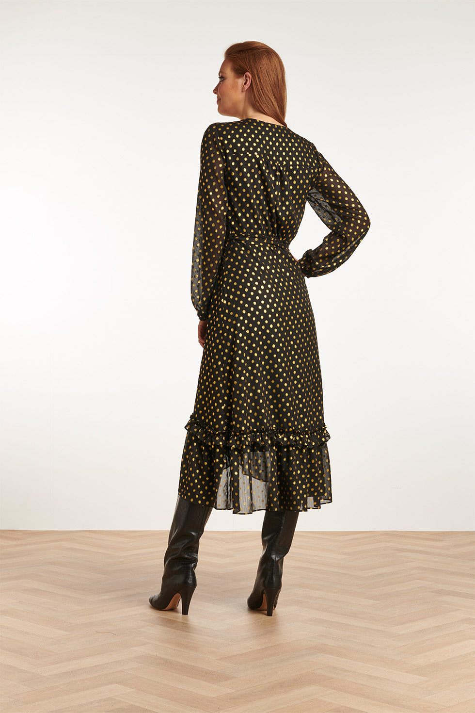 23728-999-025 V-Hals Jurk Met Stippenprint - 100% Polyester | Black-Gold