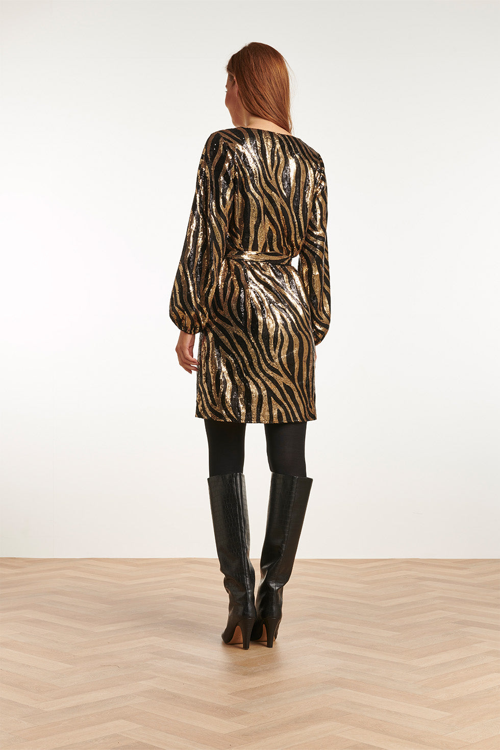 23729-999-025 V-Hals Jurk Met Glitter Zebra Print - 100% Polyester | Black - Gold