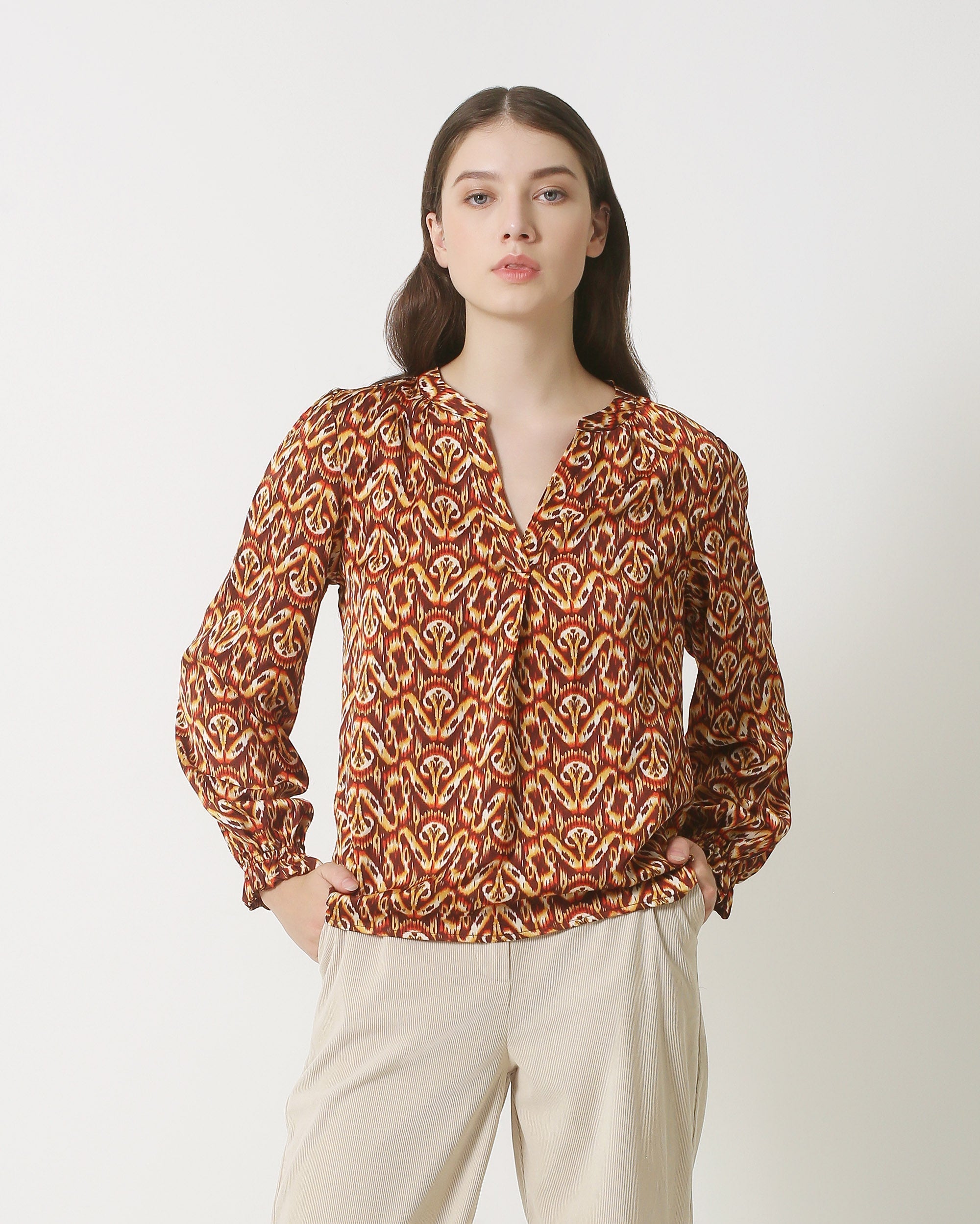 23817 - Abstracte Print V-Hals Top | Brown - Orange