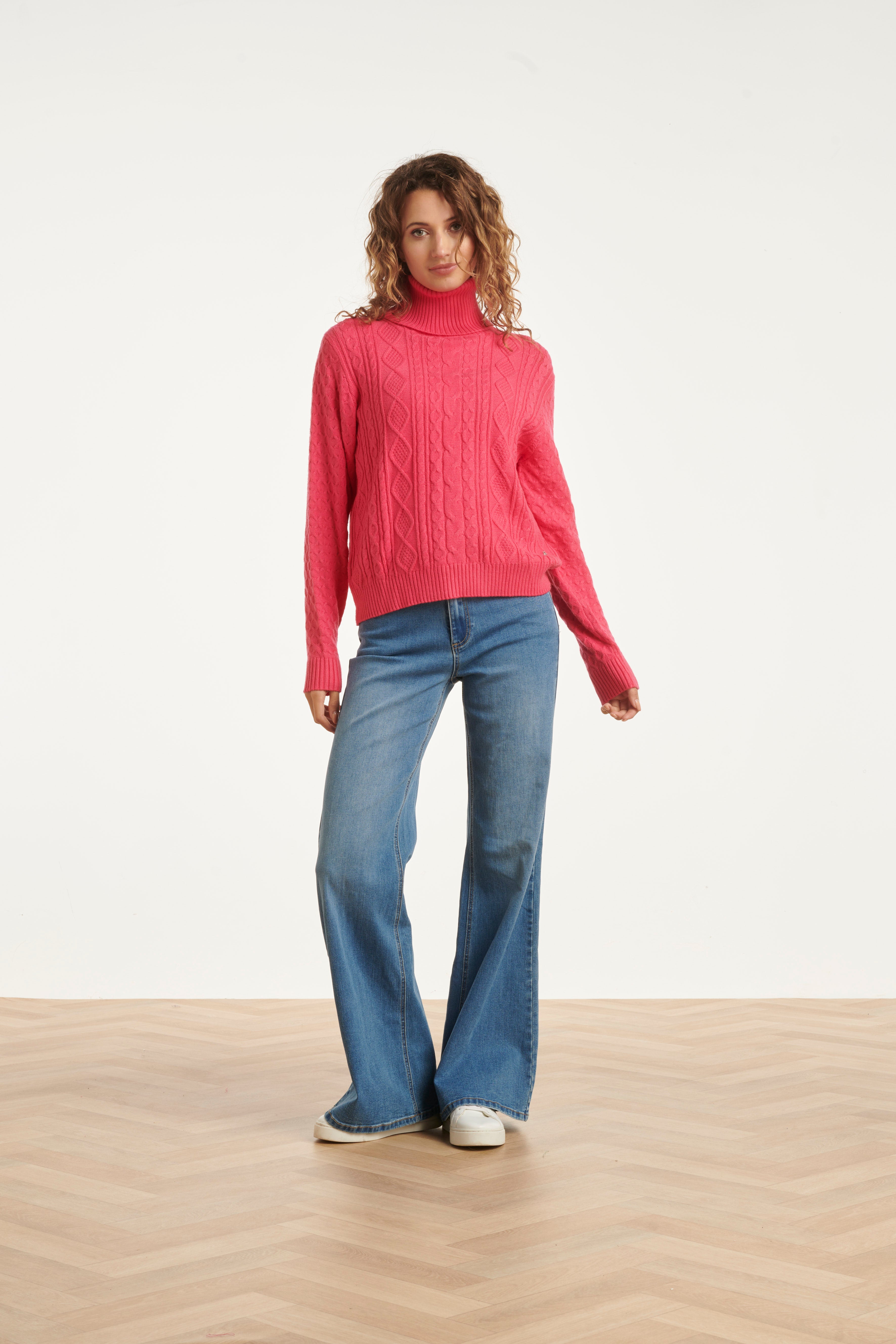 23846 Turtle Neck Top | Fuchsia