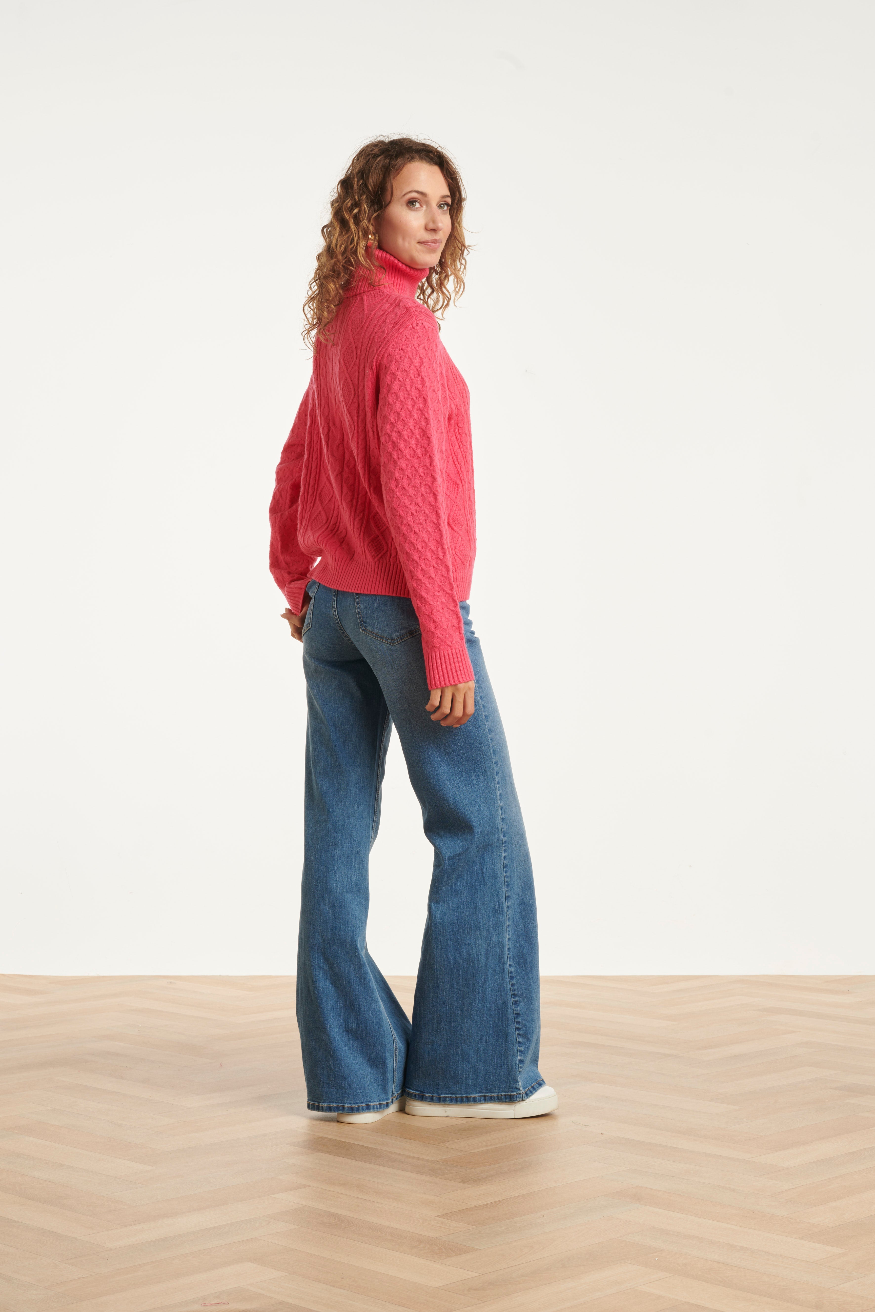 23846 Turtle Neck Top | Fuchsia