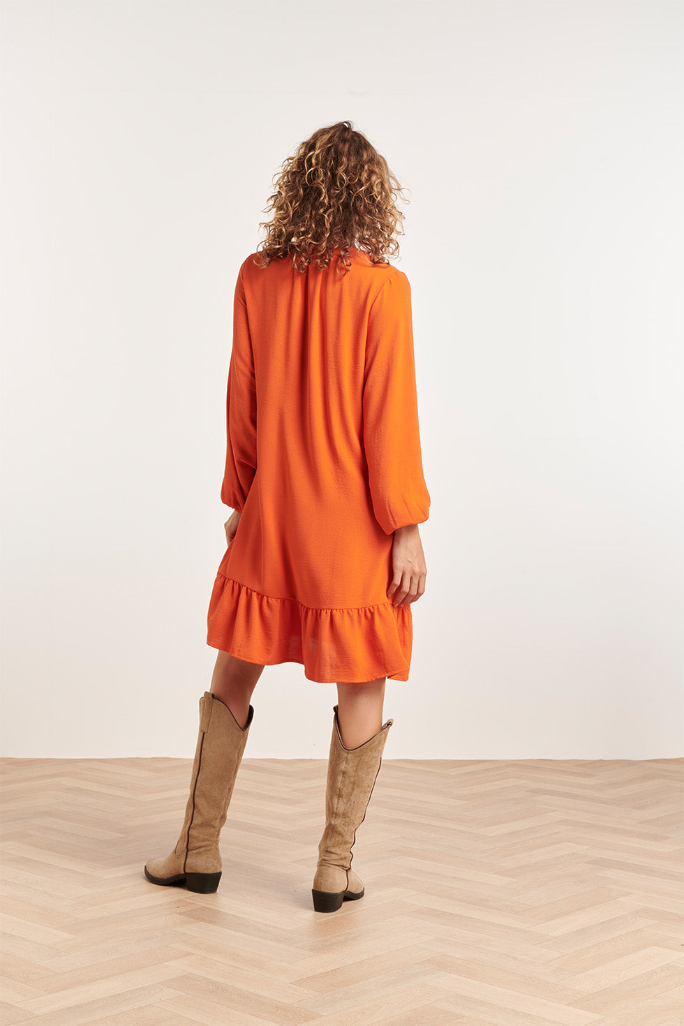 23878 Winter Jurk Met Lange Pof Mouwen | Orange