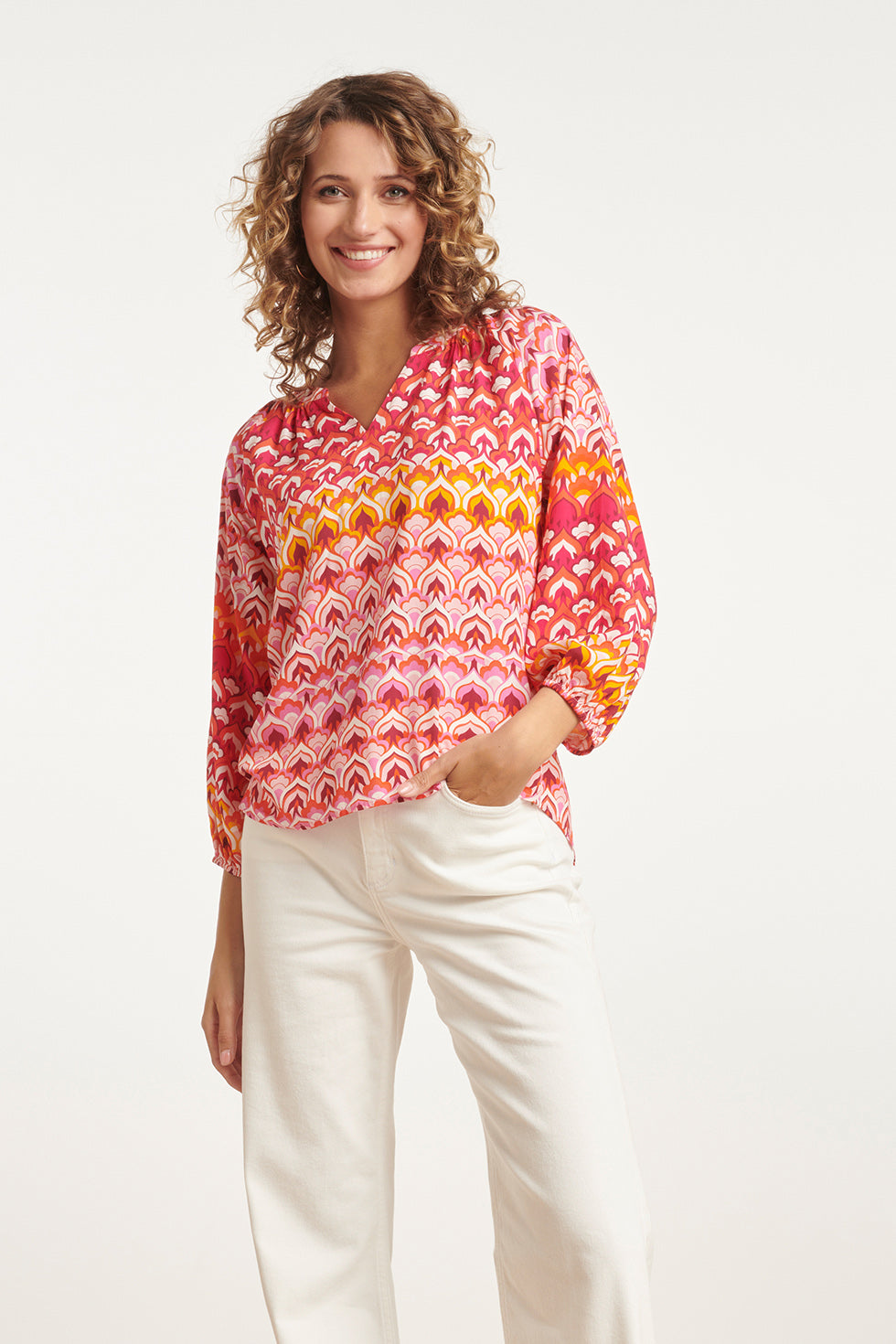 24004 Retro Print V-Hals Top Met Ballonmouw | Pink - Muticolour