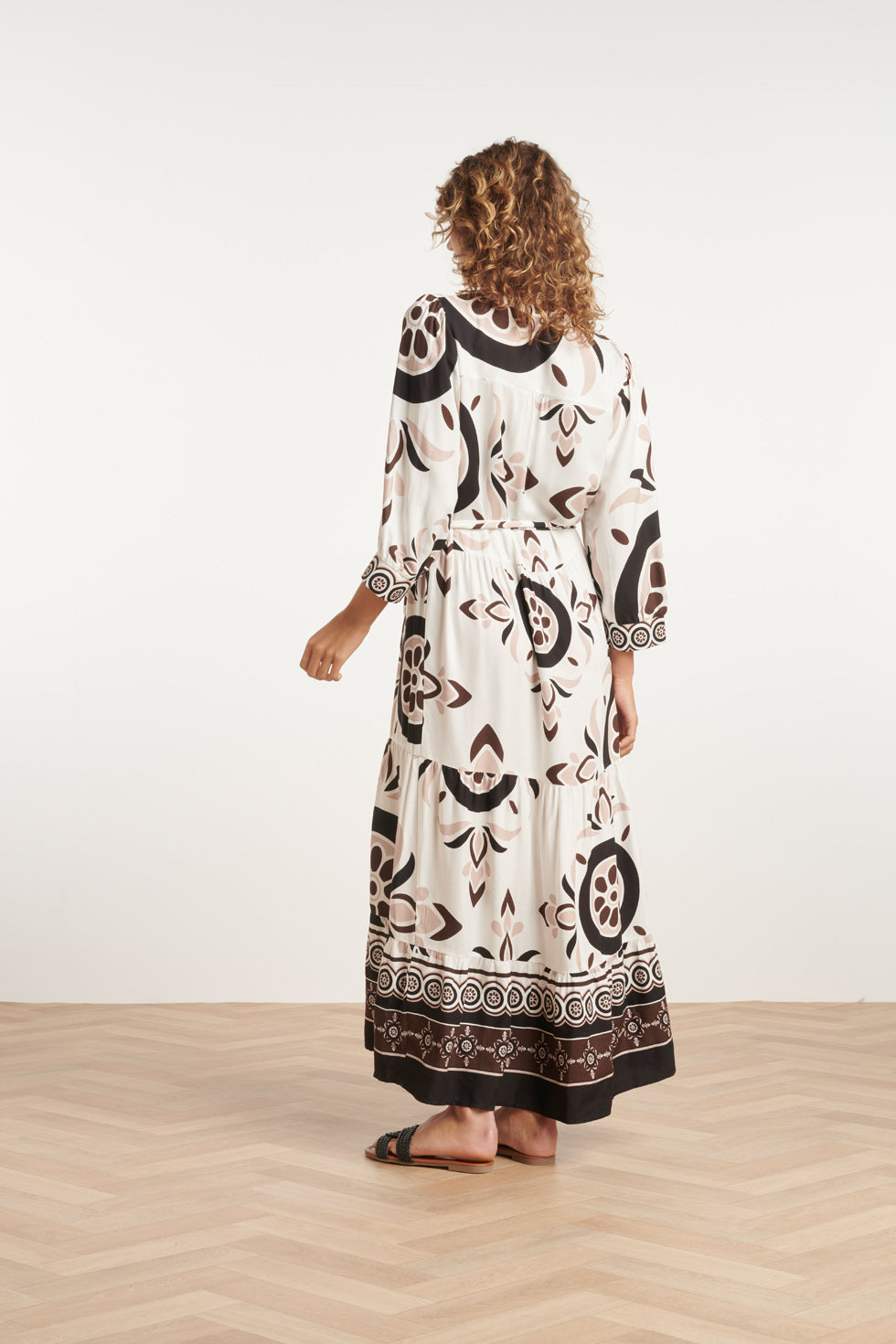 24055 Maxi Jurk Met Diepe V-Hals | White-Sand